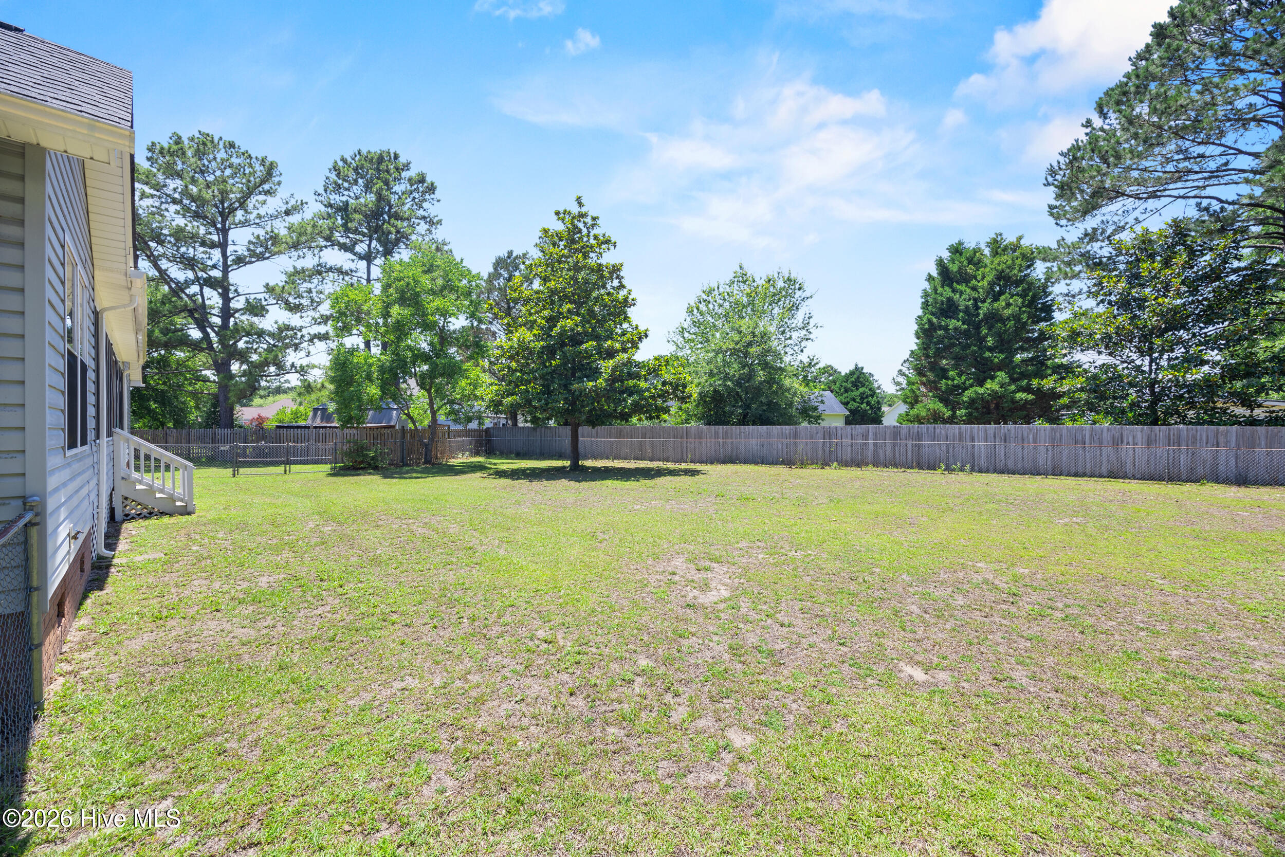 105 Lunington Mill Circle Property Photo 32