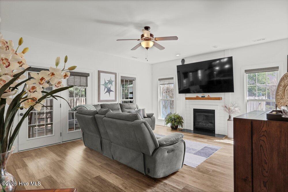8132 Saltcedar Drive Property Photo 8