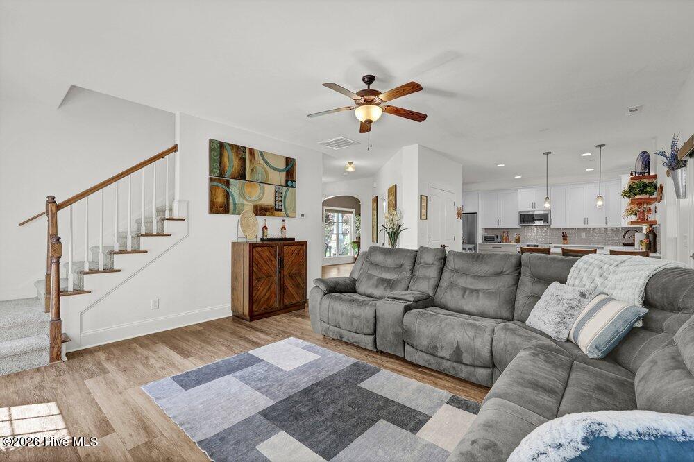 8132 Saltcedar Drive Property Photo 11