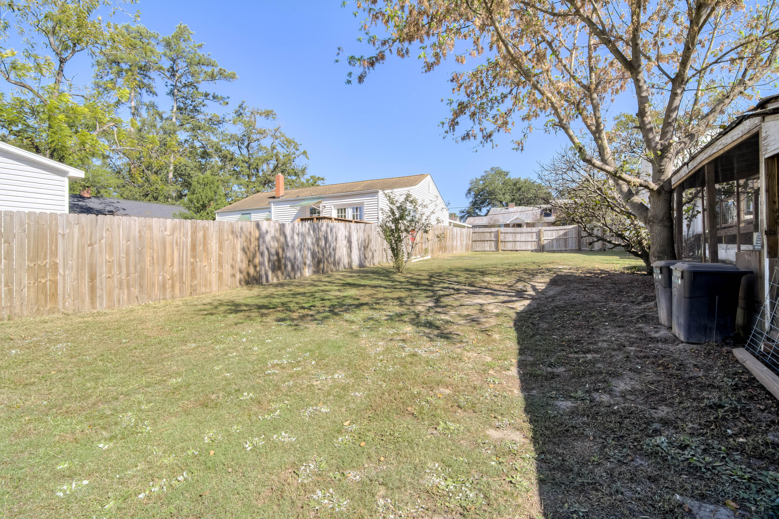 401 W Forest Avenue Property Photo 45