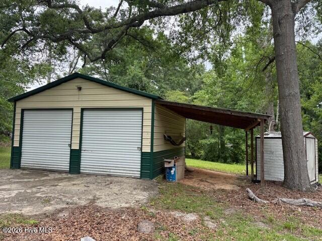 1784 Powell Road Property Photo 4