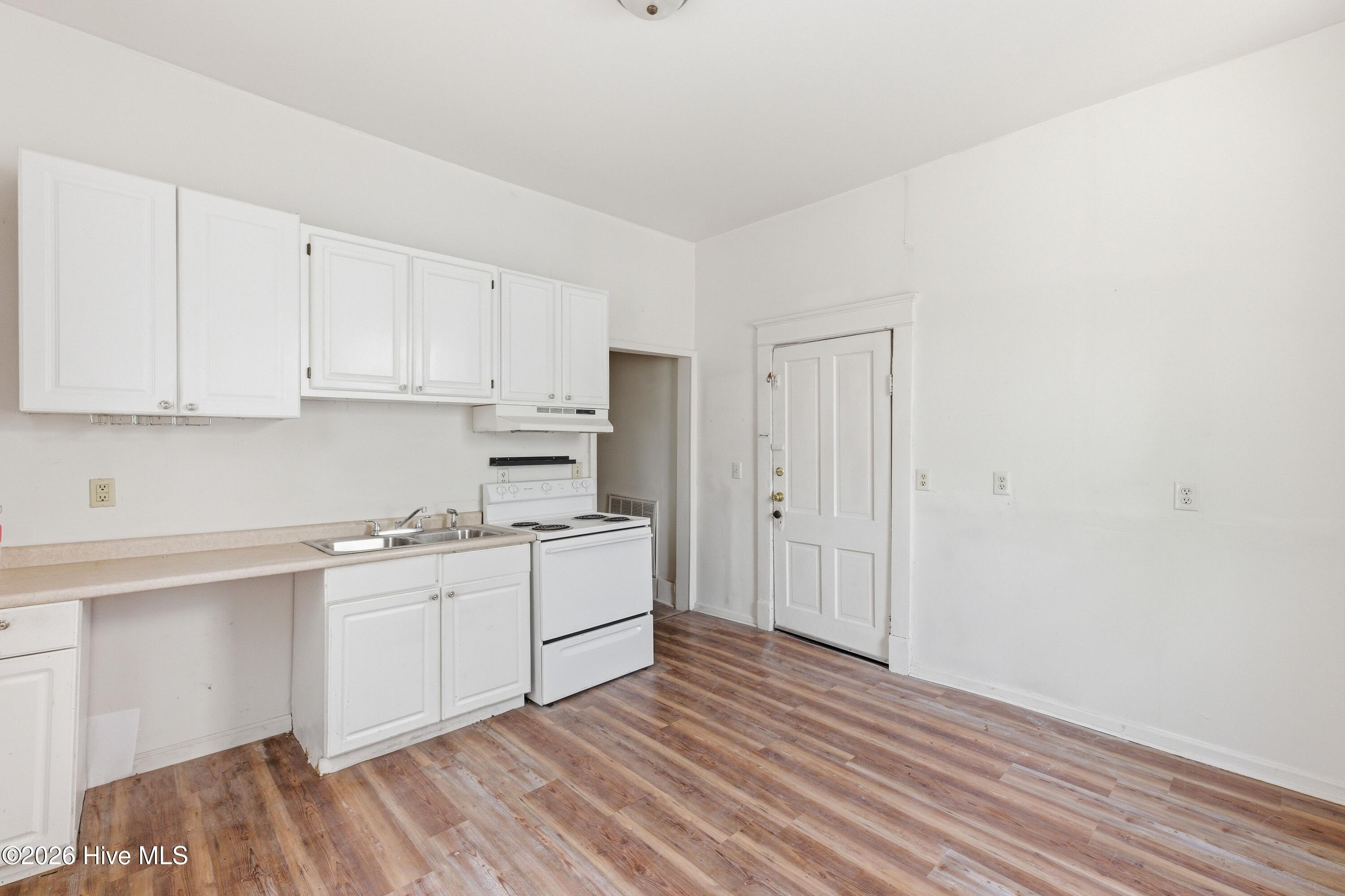 623 S 6th Street Property Photo 6
