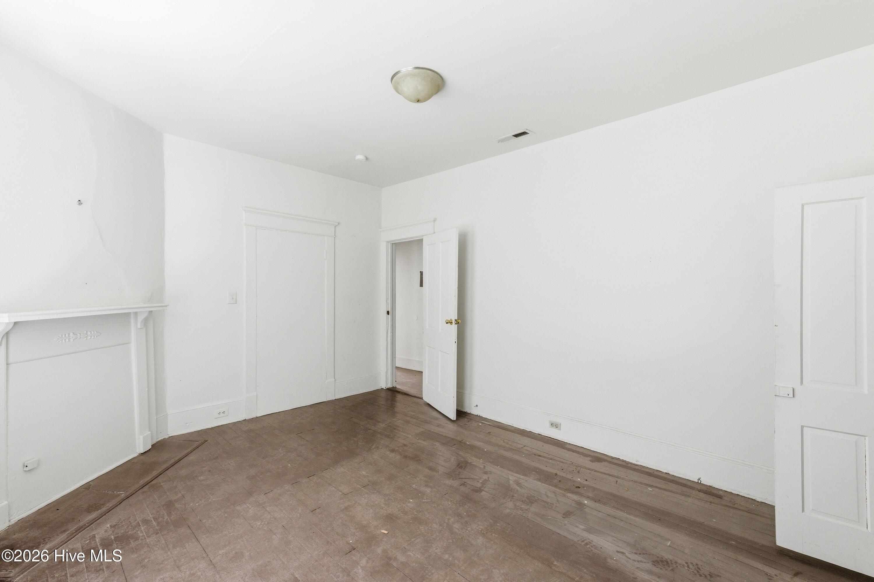 623 S 6th Street Property Photo 9
