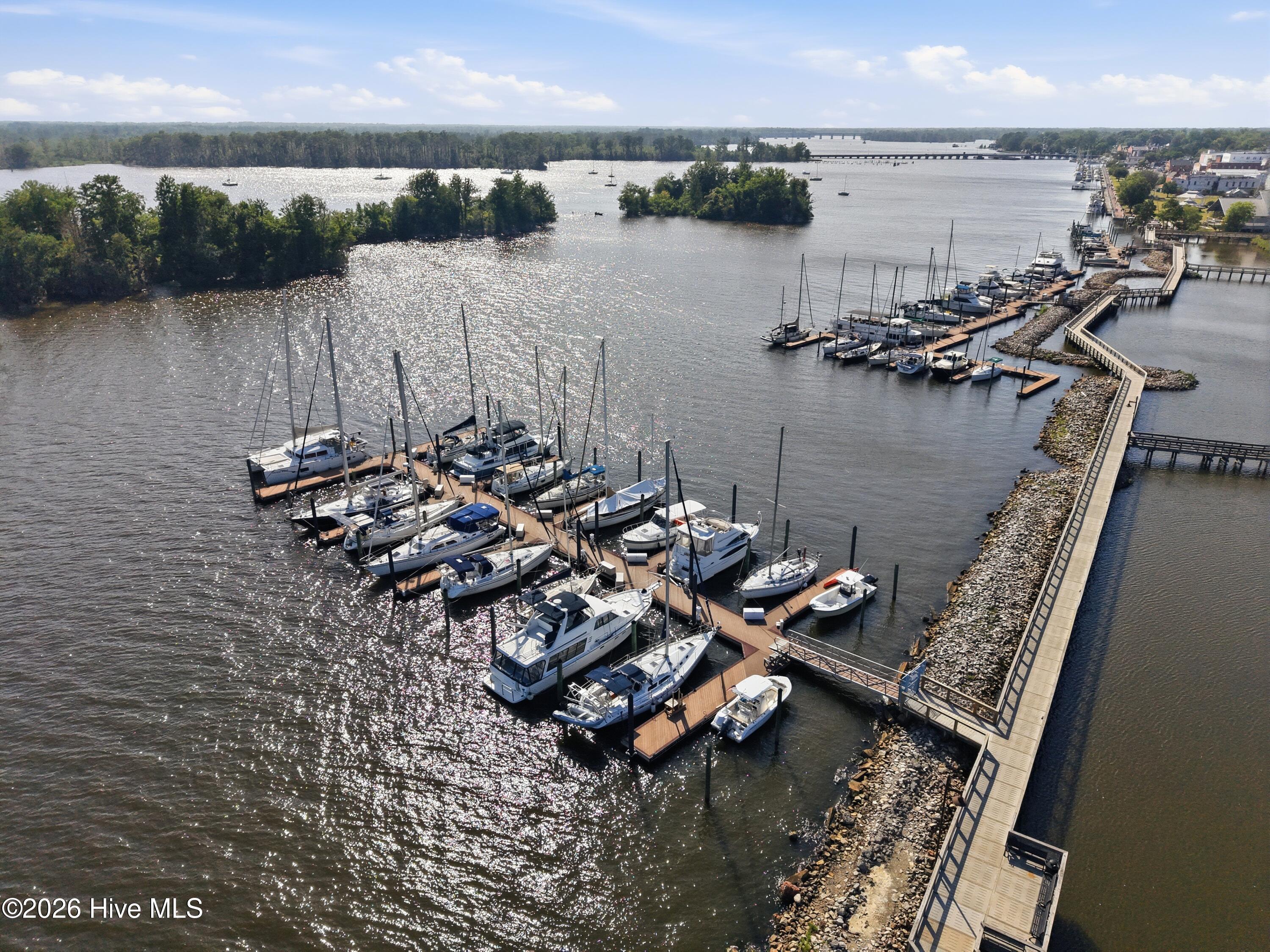 227 E Water Street Dock E Property Photo 12