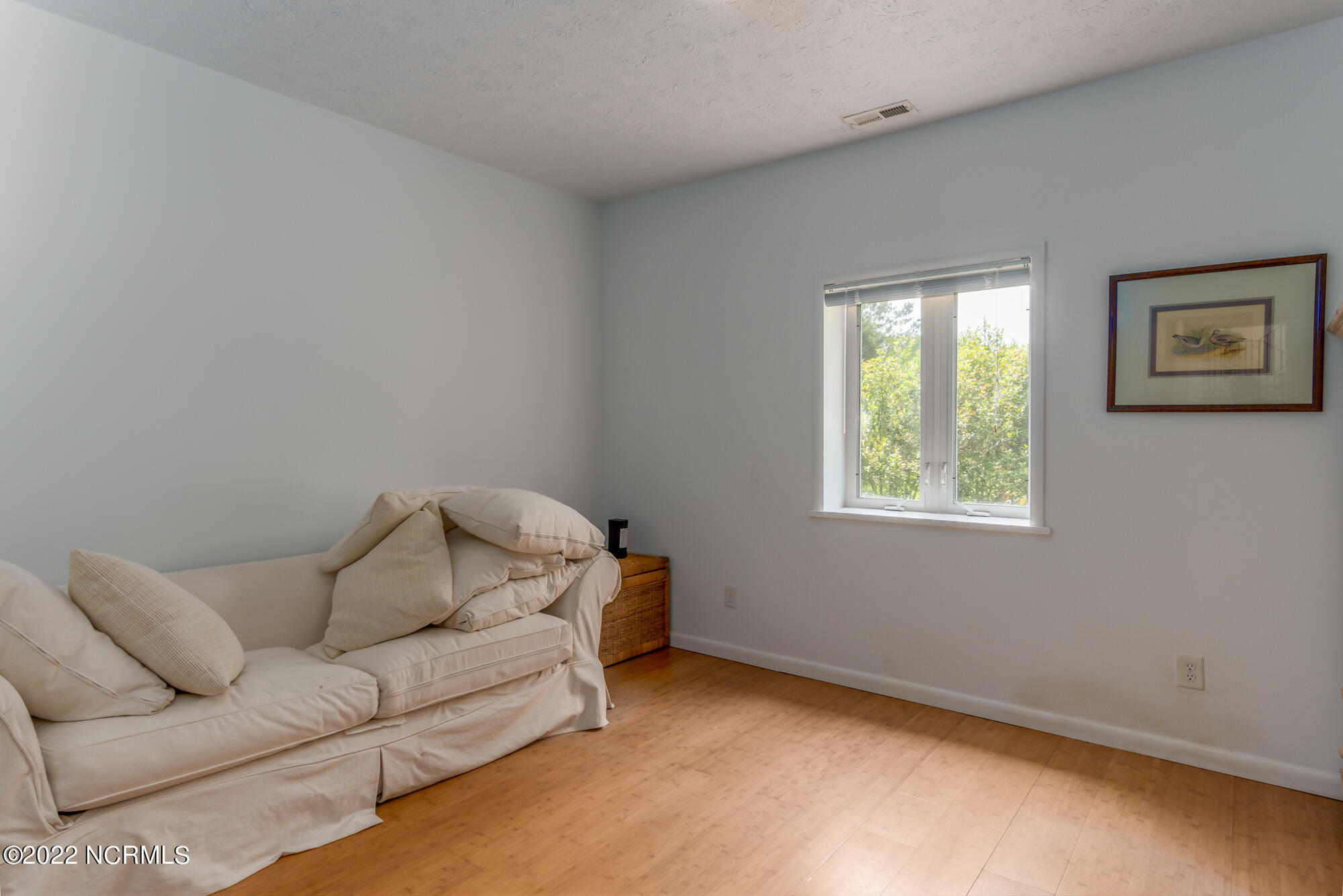 301 Sandy Point Drive Property Photo 26