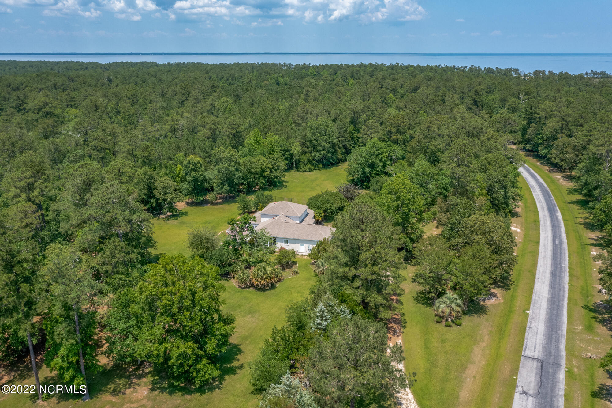 301 Sandy Point Drive Property Photo 49