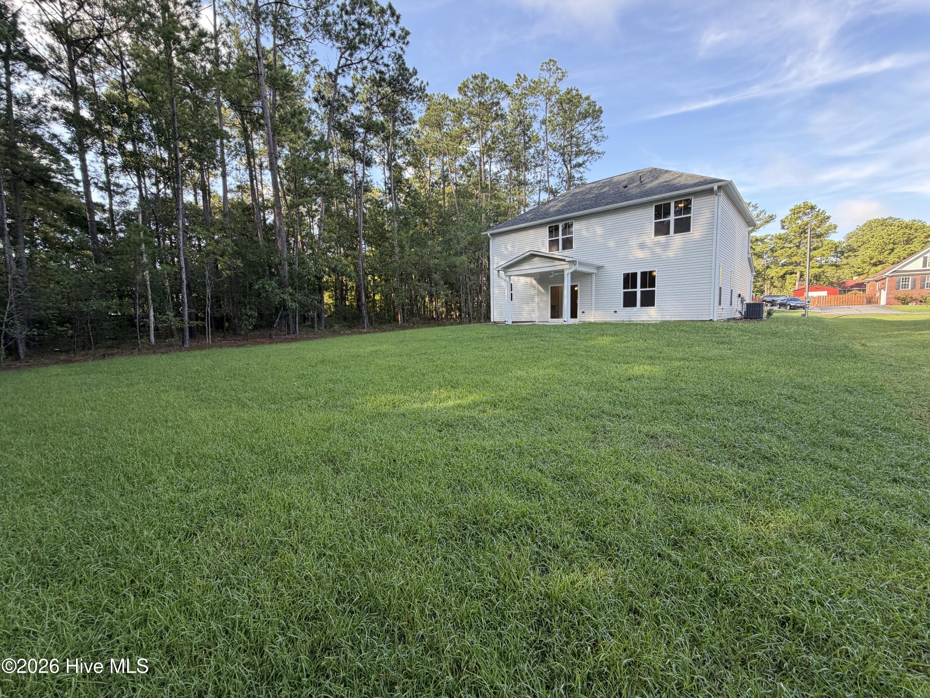 1026 Paddington Avenue Ne Property Photo 2