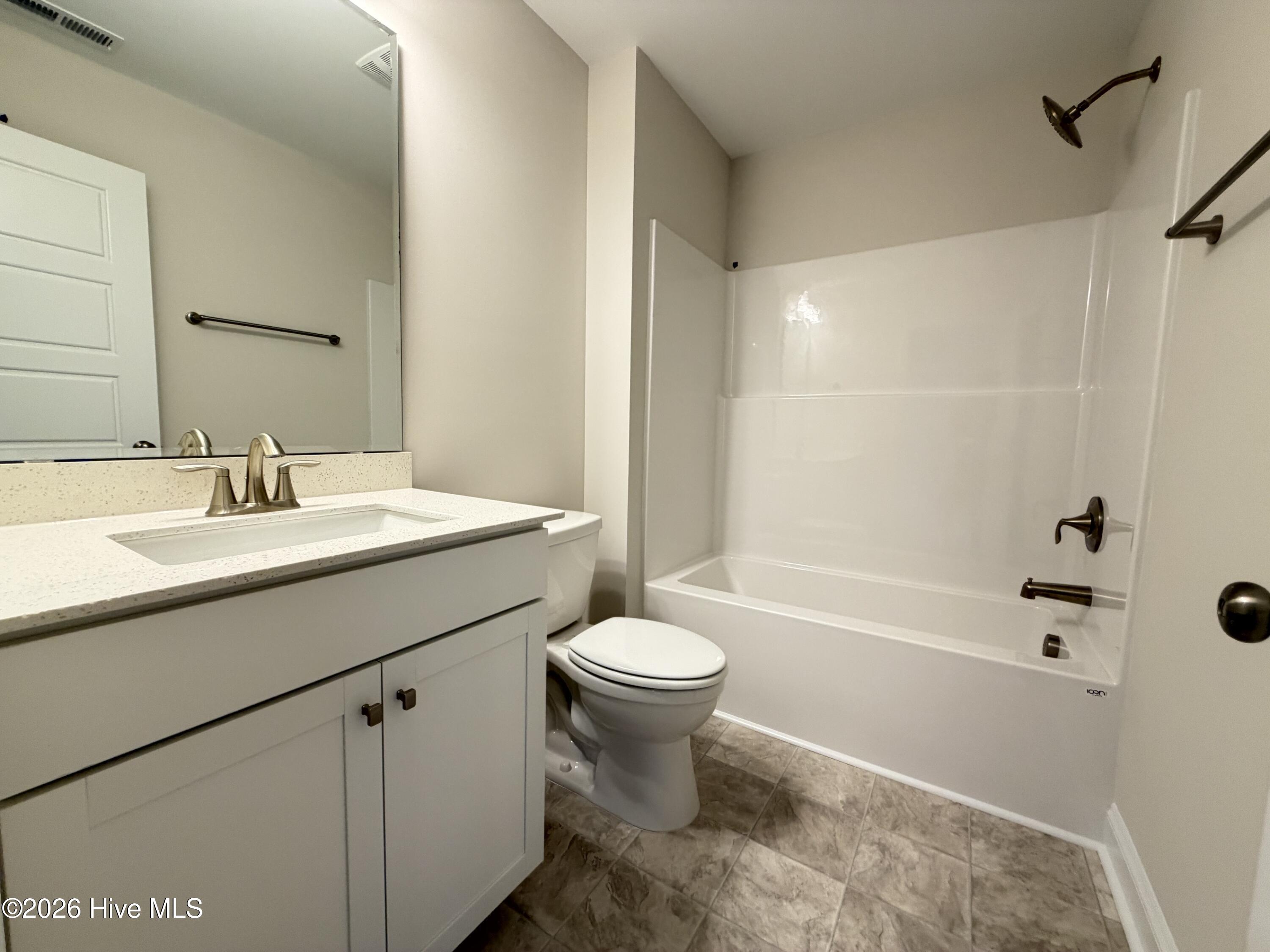 1026 Paddington Avenue Ne Property Photo 16
