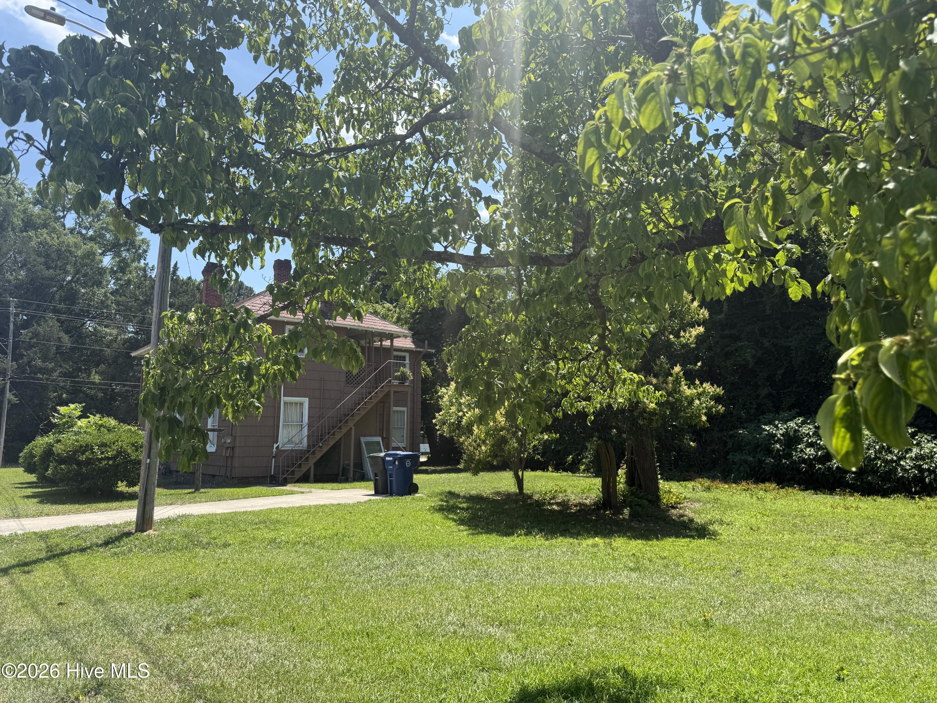 108 Summit Avenue Property Photo 4
