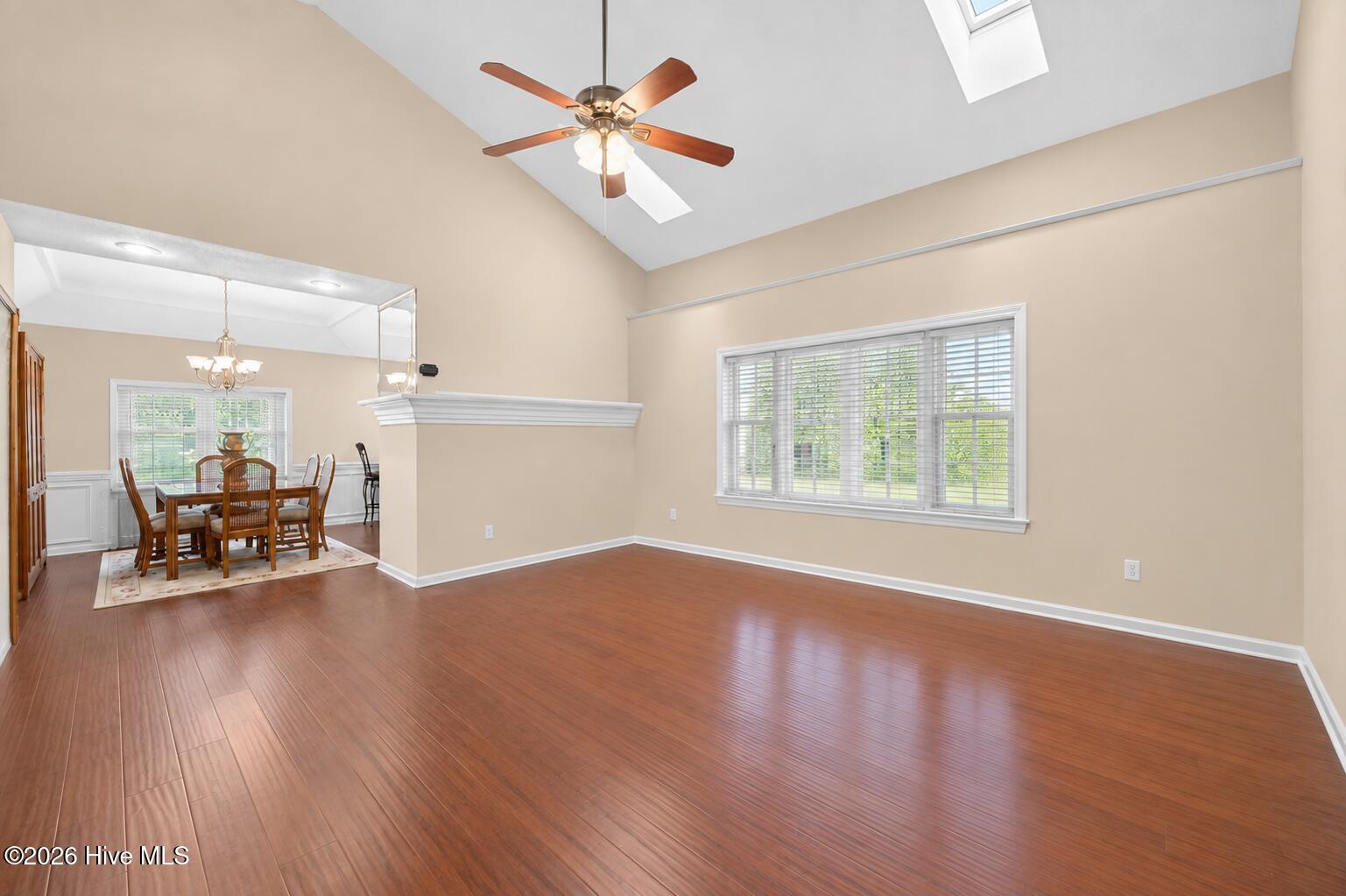 2955 Hillcreek Drive Property Photo 3