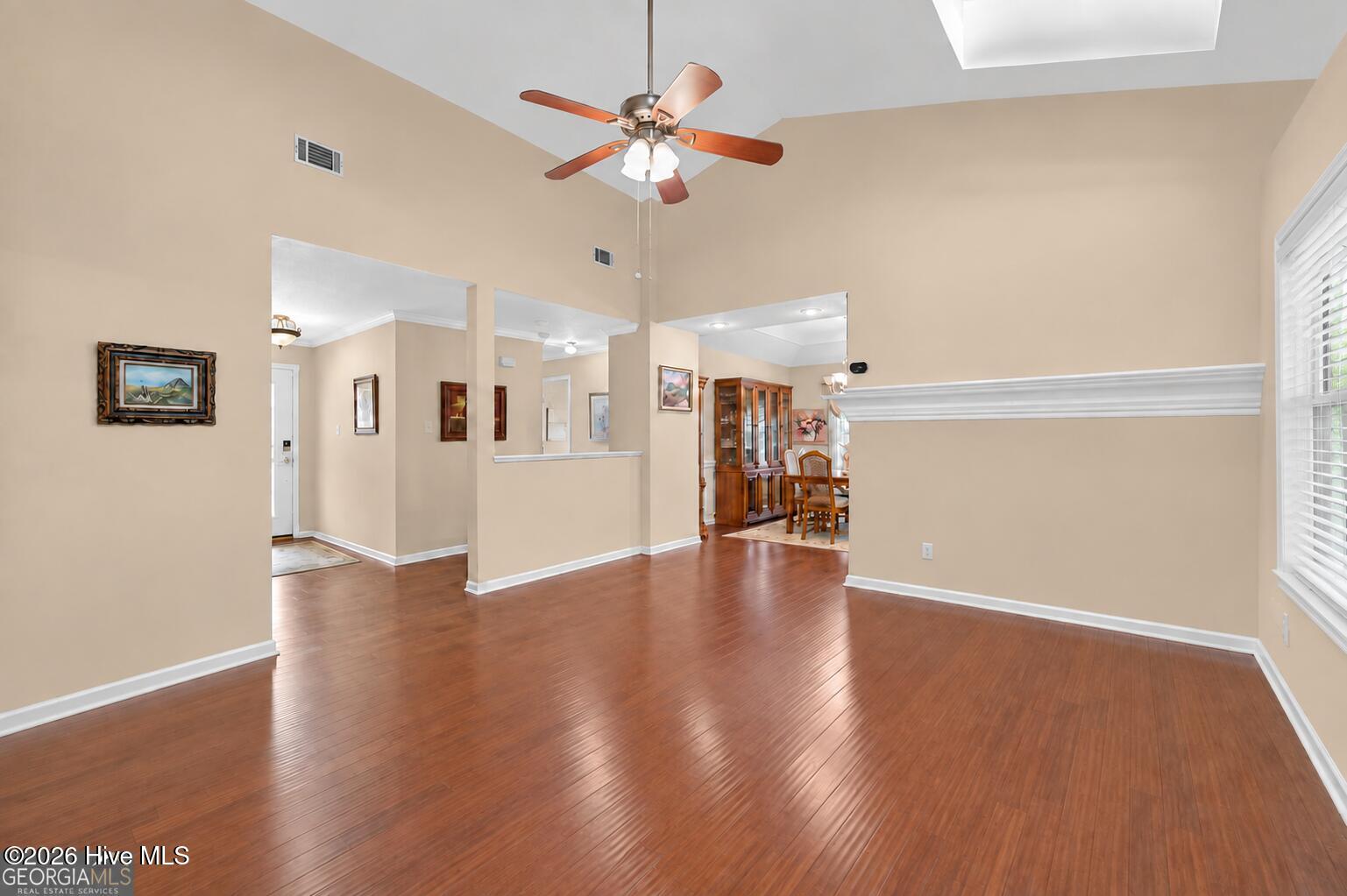2955 Hillcreek Drive Property Photo 6
