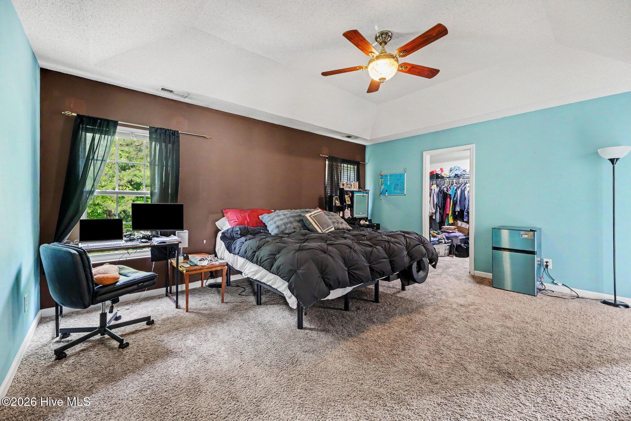 237 Georgetowne Drive Property Photo 15
