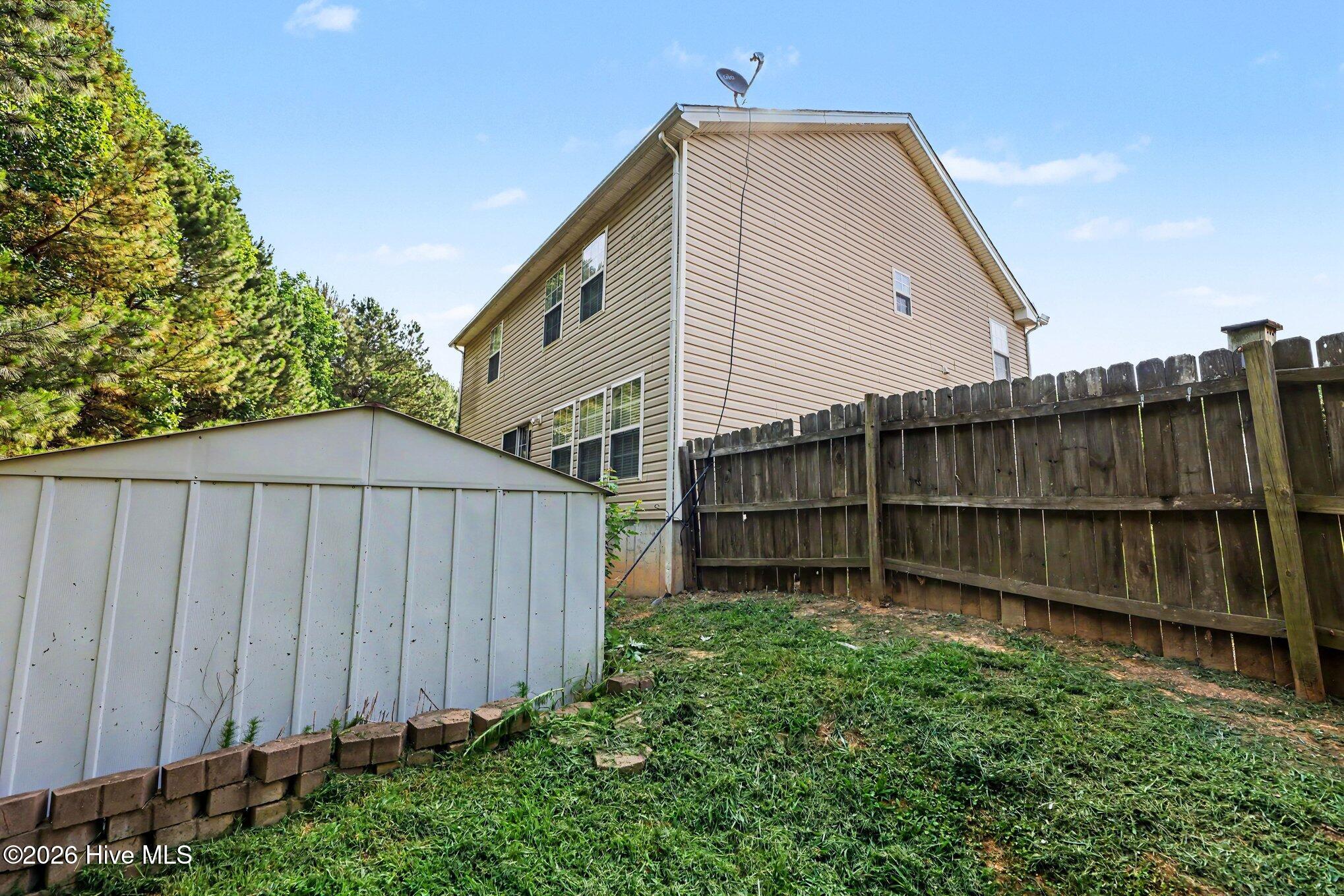 237 Georgetowne Drive Property Photo 28