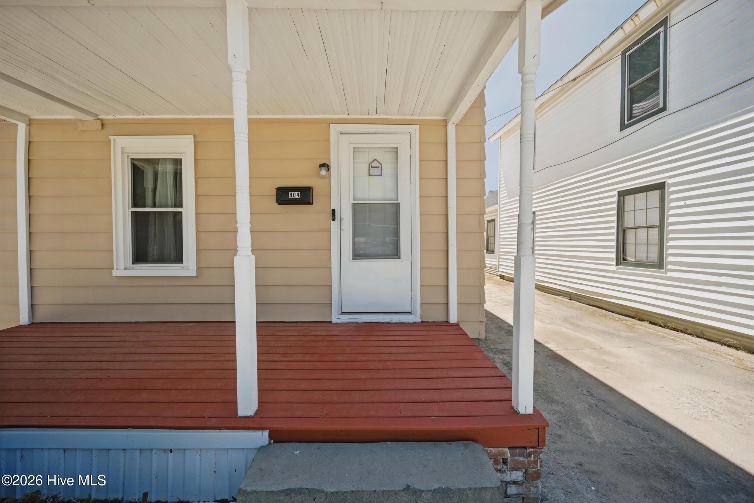 804 2nd Street Property Photo 5