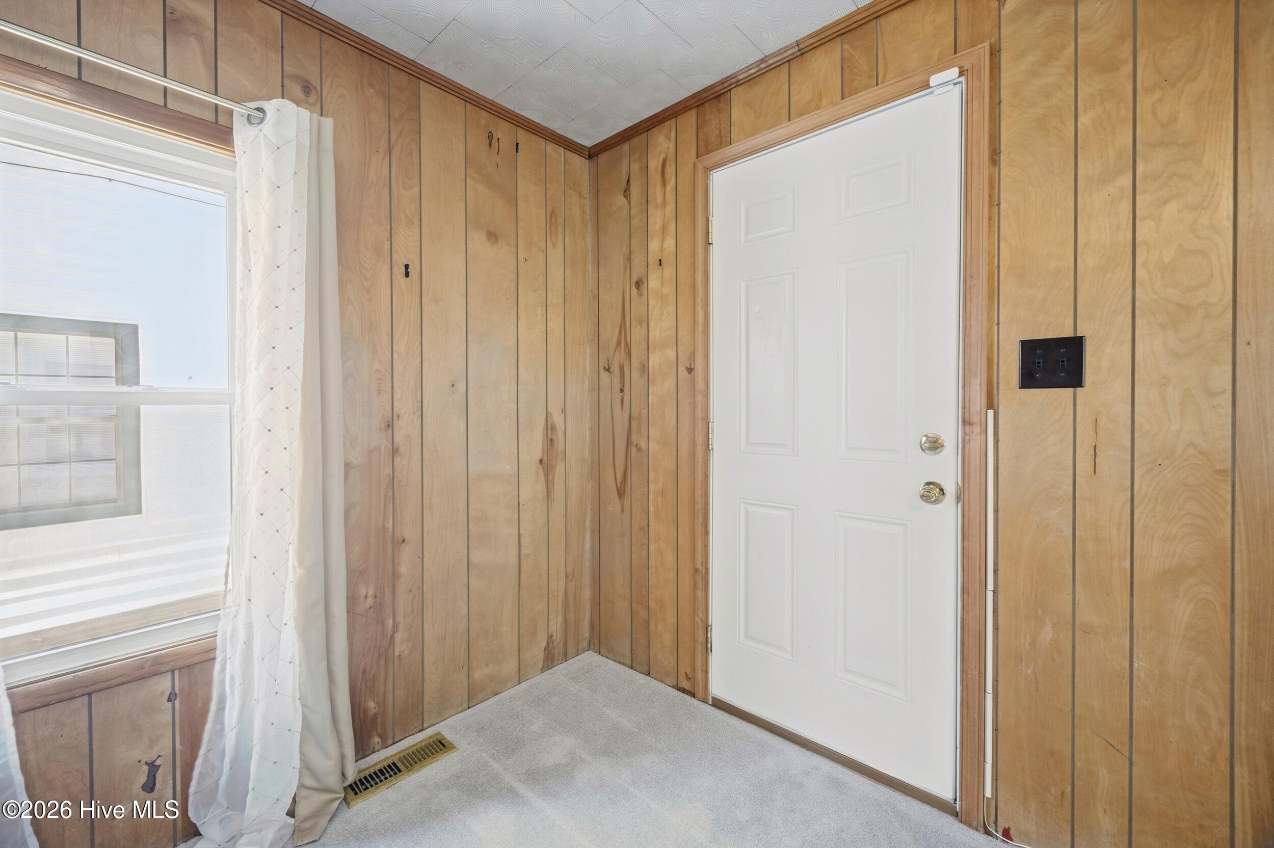 804 2nd Street Property Photo 8