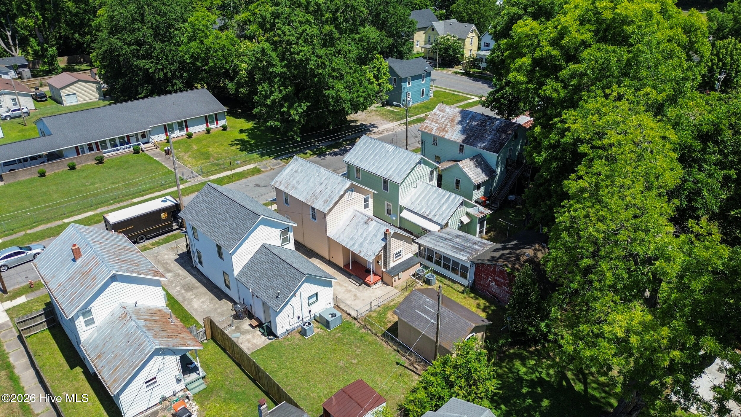 804 2nd Street Property Photo 39