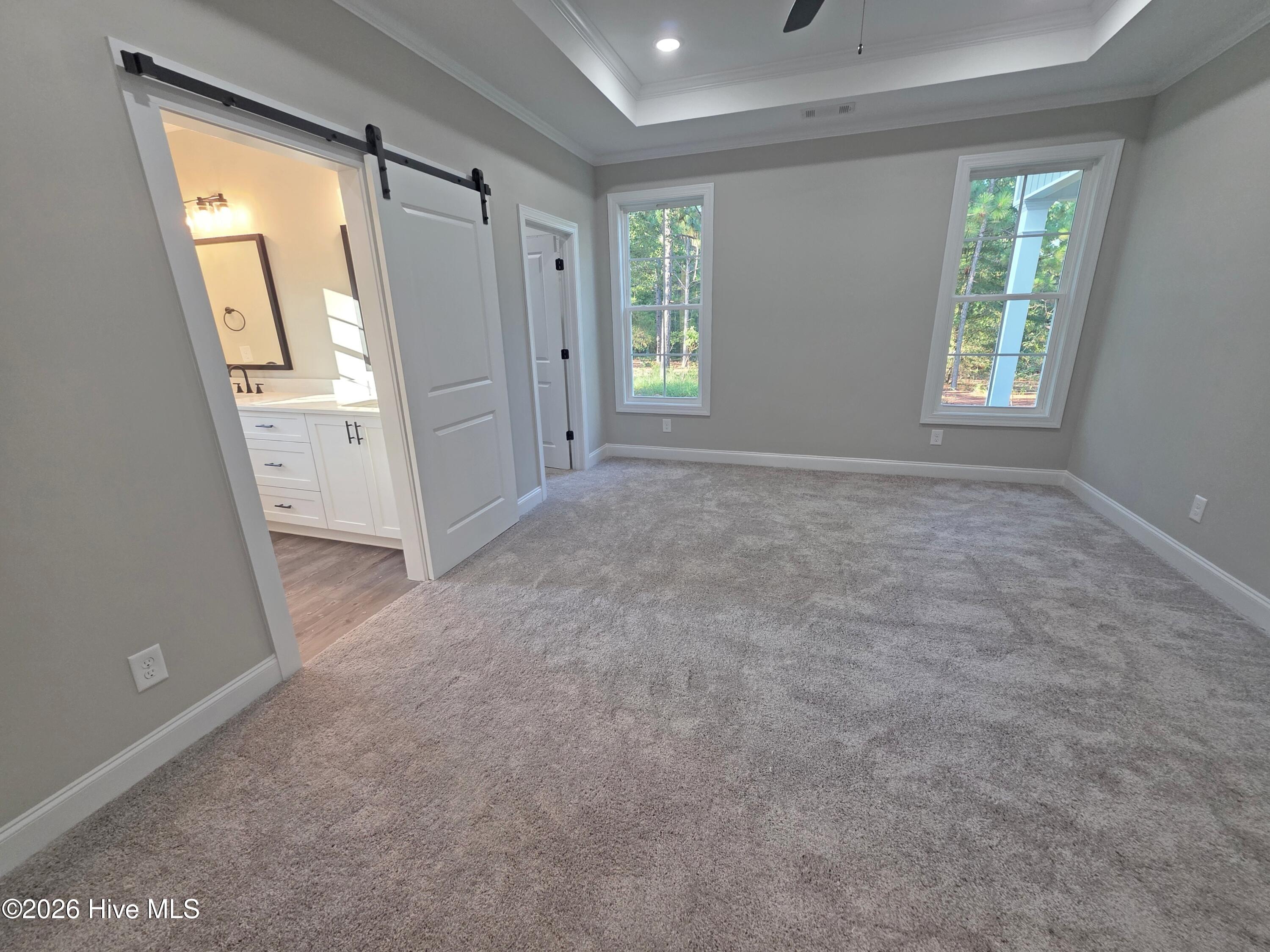 548 Hillman Street Property Photo 7