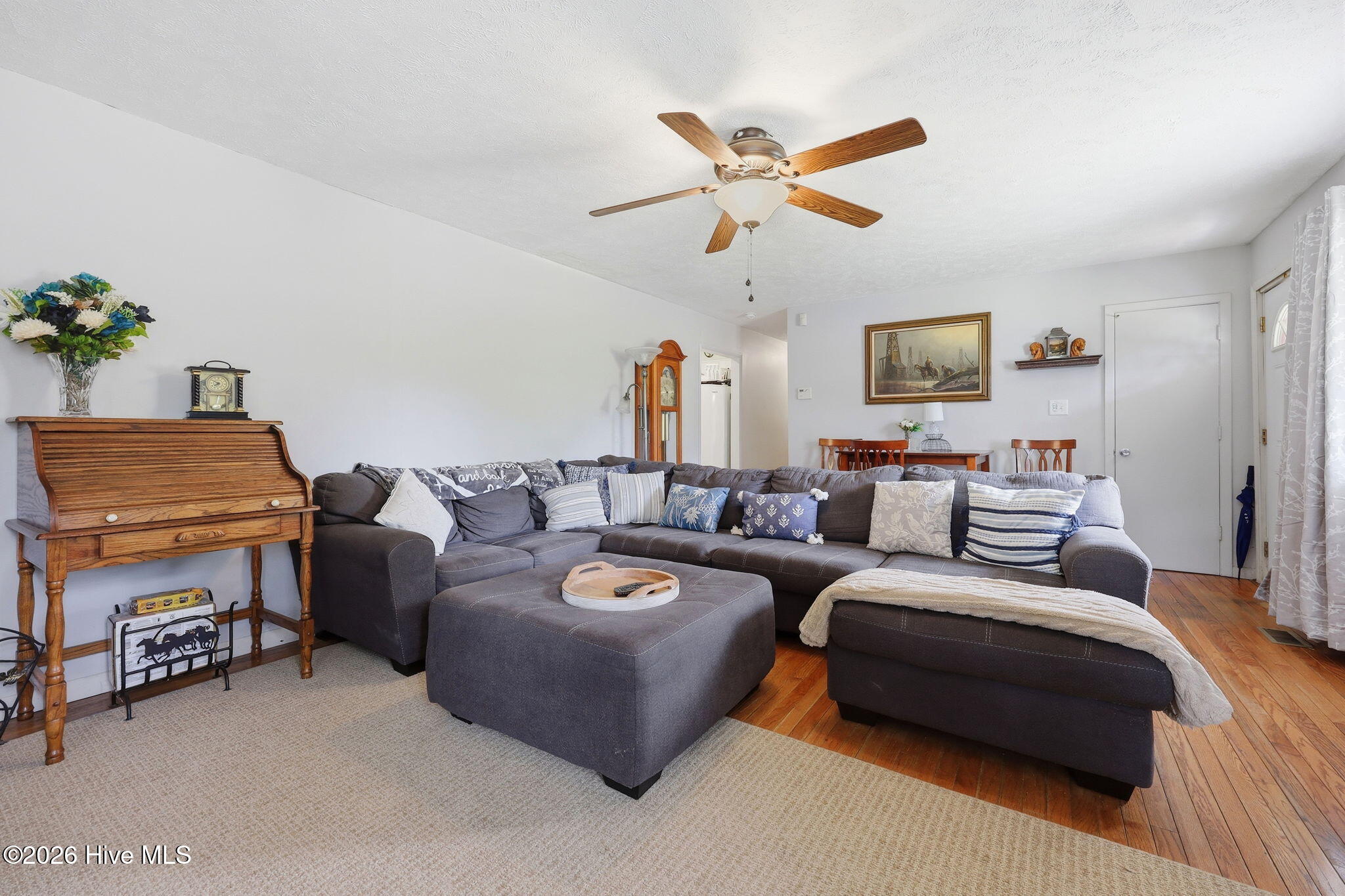 46 Gainsborough Lane Property Photo 33