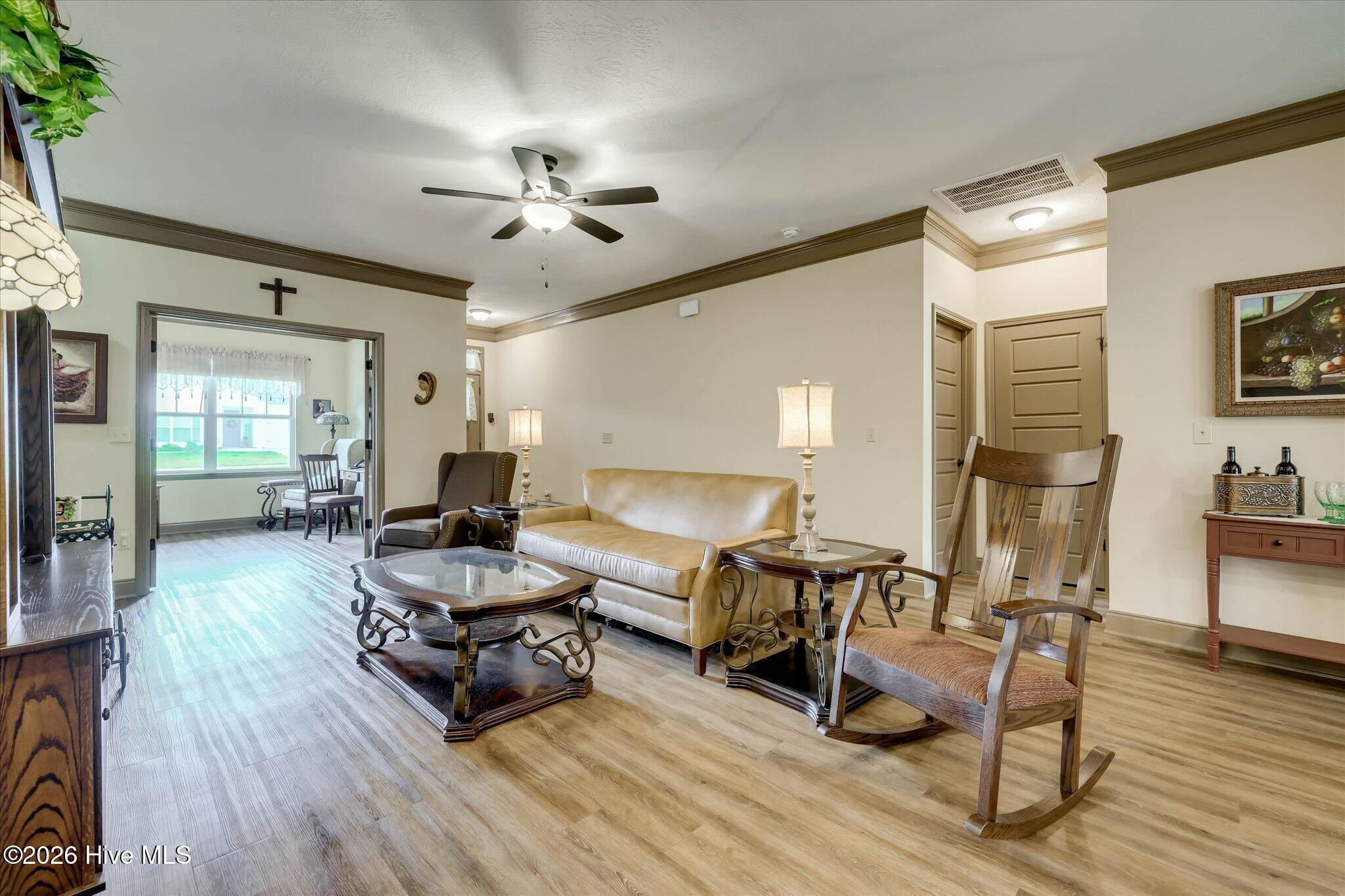 232 Silver Court Property Photo 10