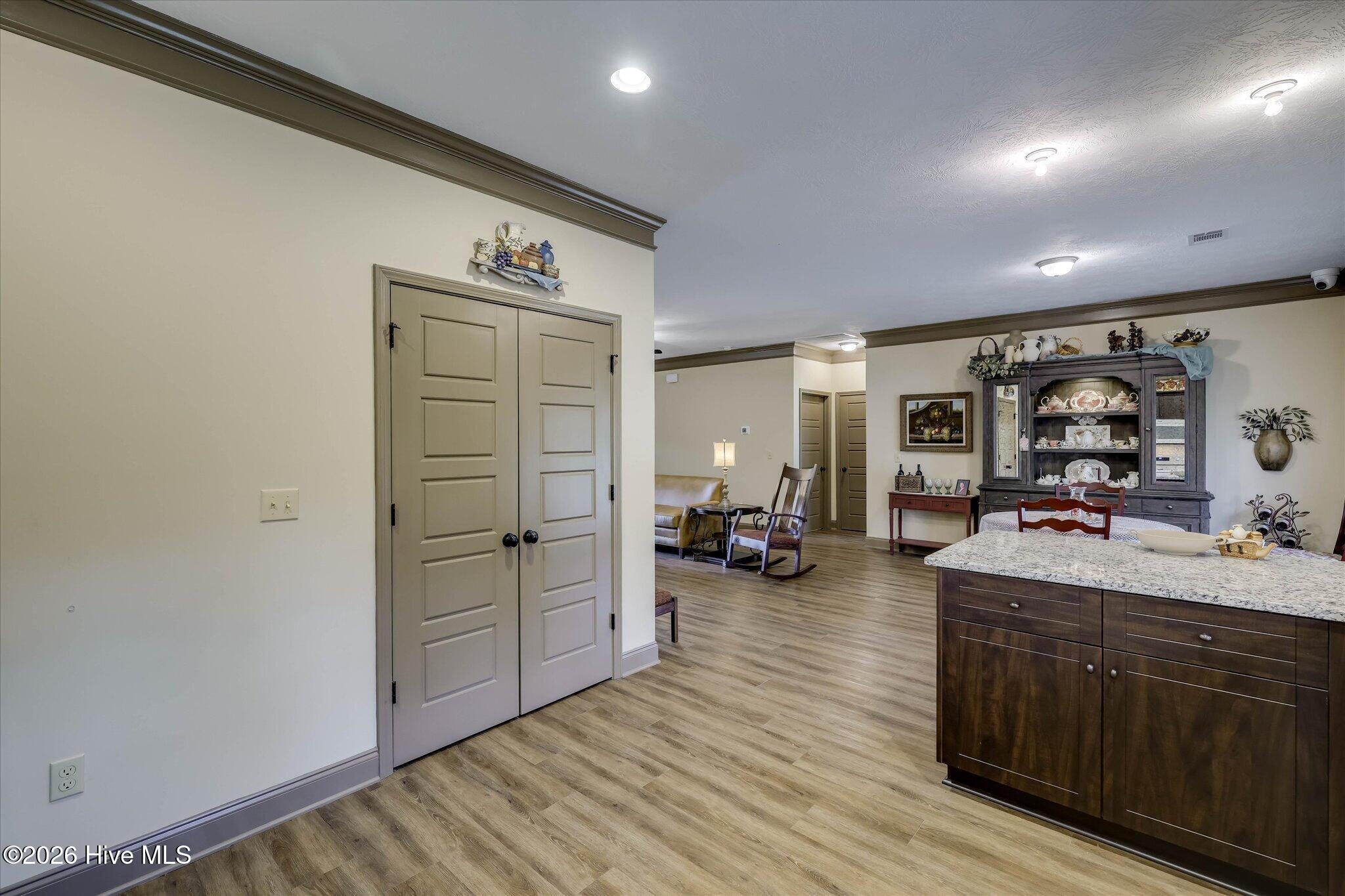 232 Silver Court Property Photo 19