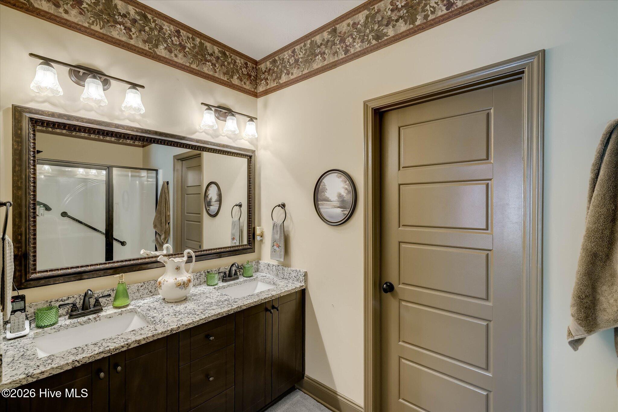 232 Silver Court Property Photo 31