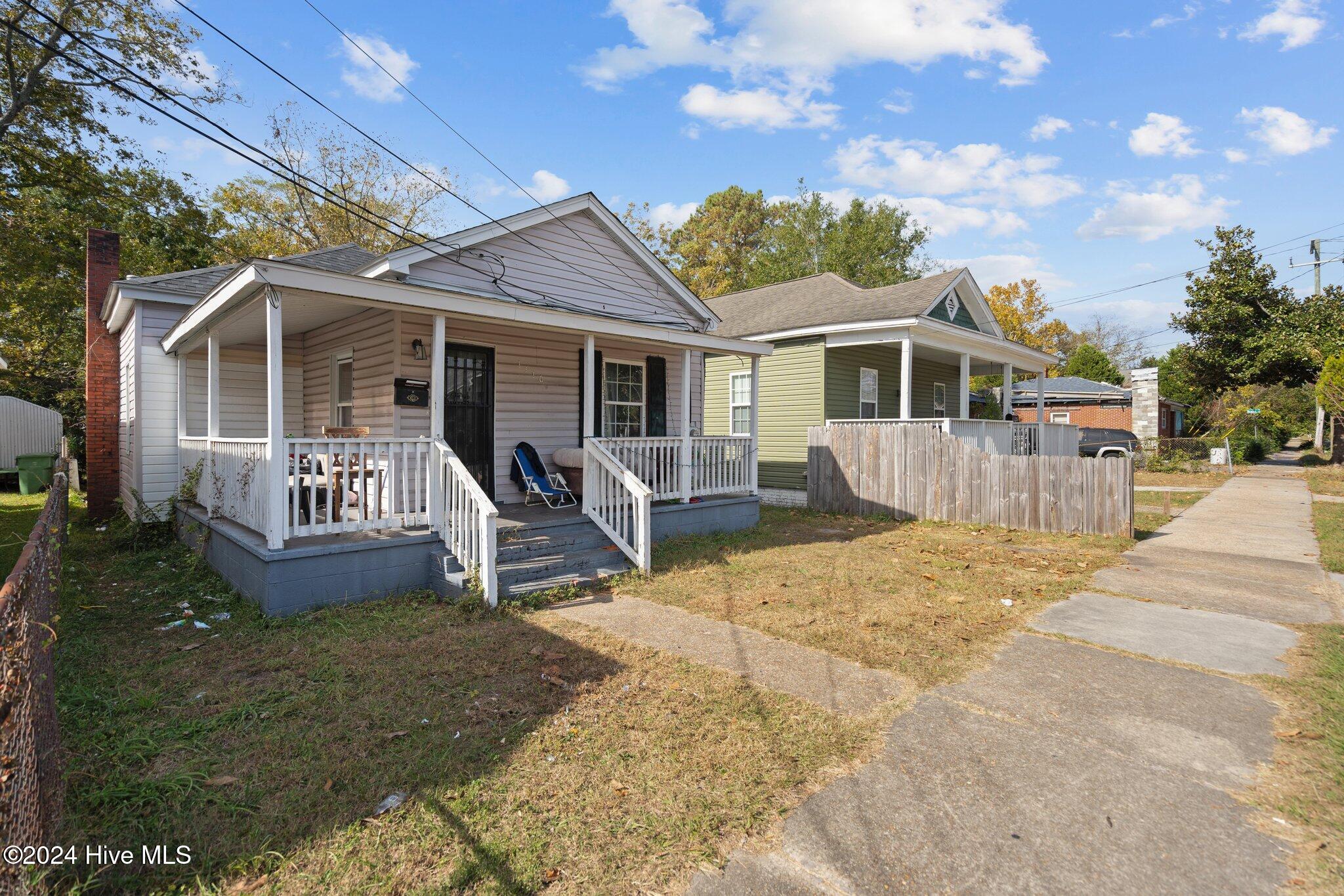 1110 S 8th Street Property Photo 2