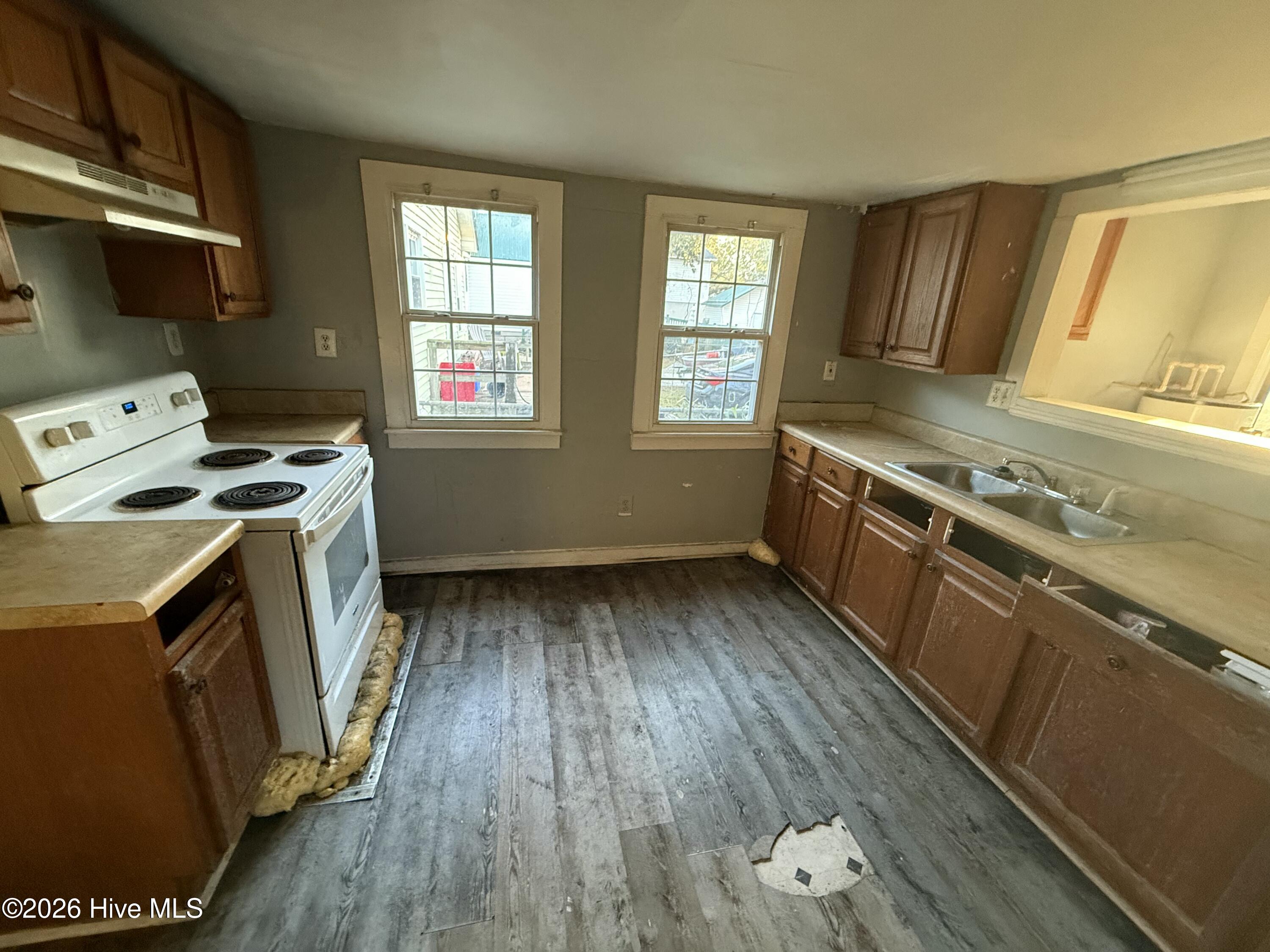 1110 S 8th Street Property Photo 9