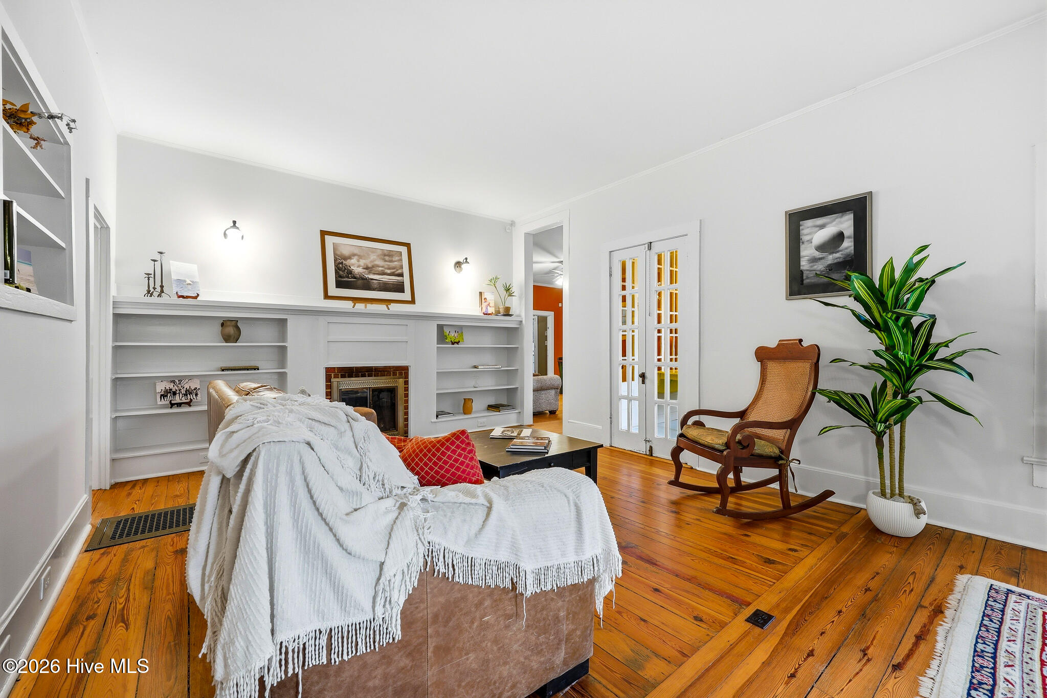 360 S Ashe Street Property Photo 16
