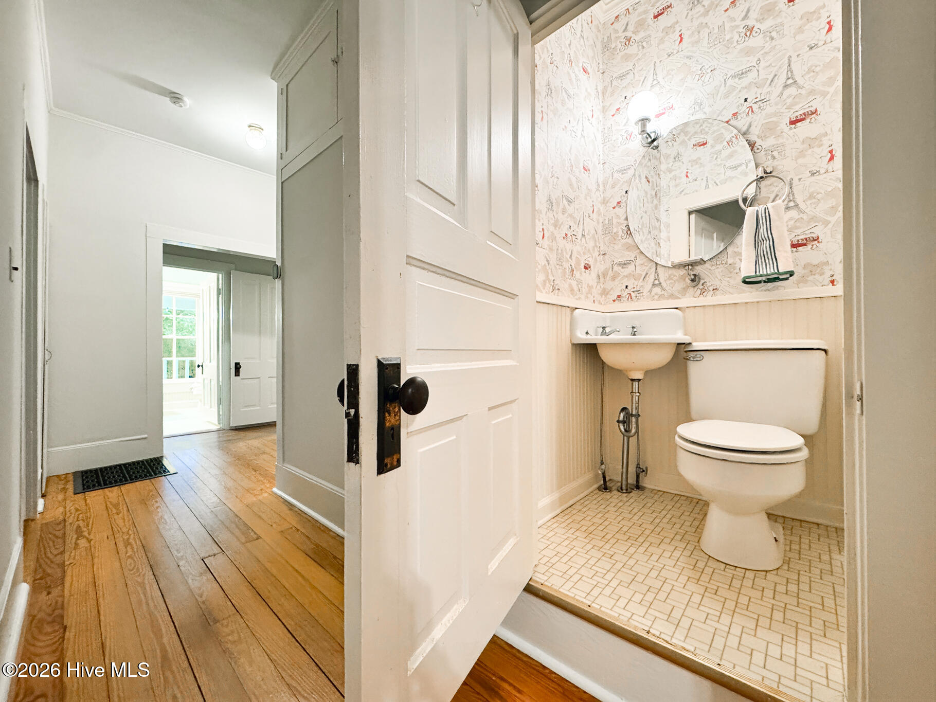 360 S Ashe Street Property Photo 40