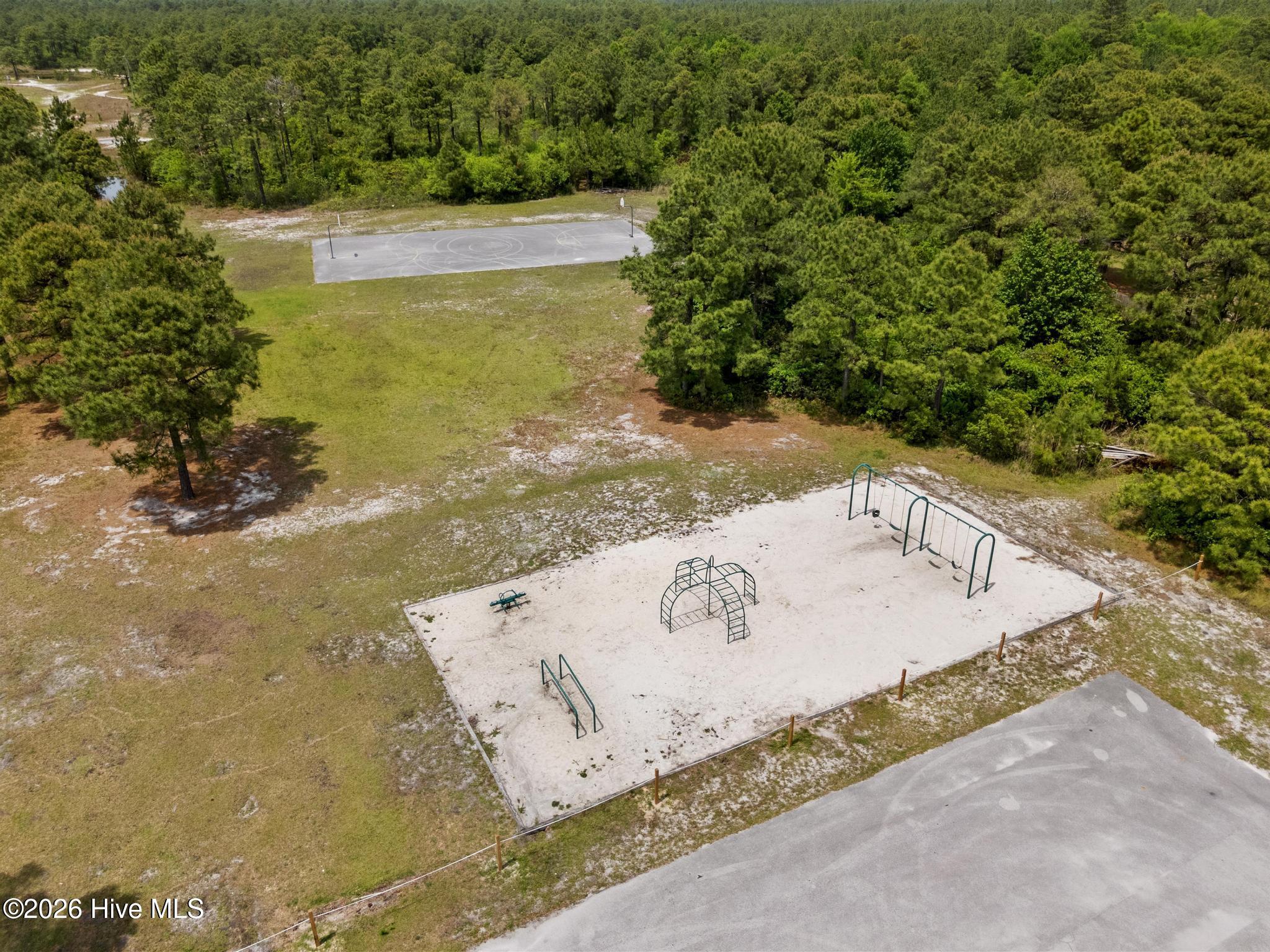 440 Elgin Road Property Photo 4
