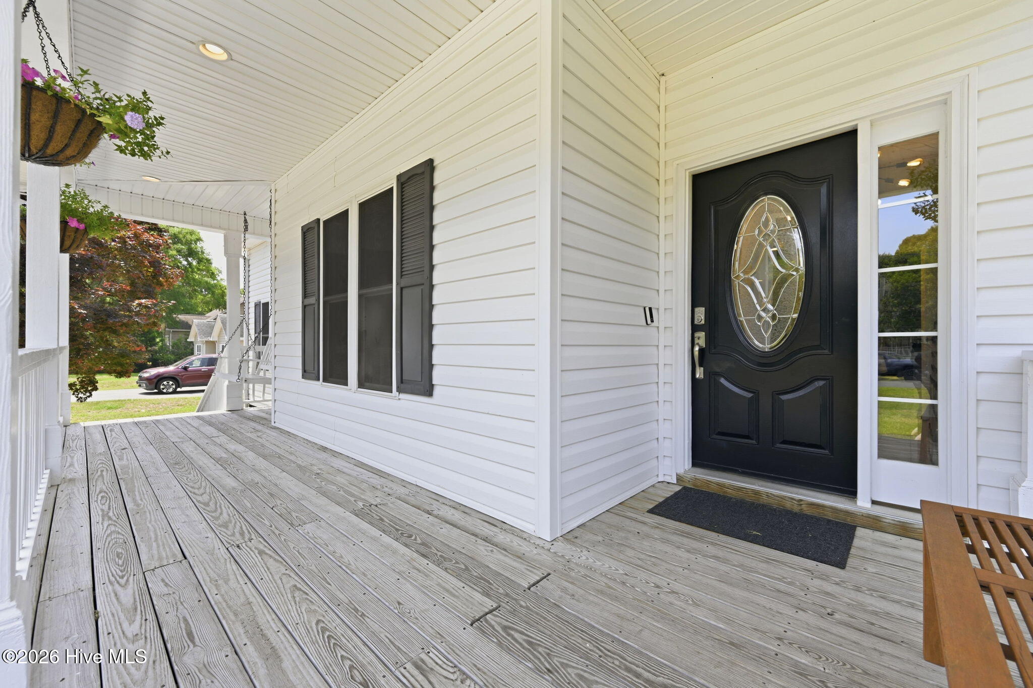 304 Marine Drive Property Photo 10
