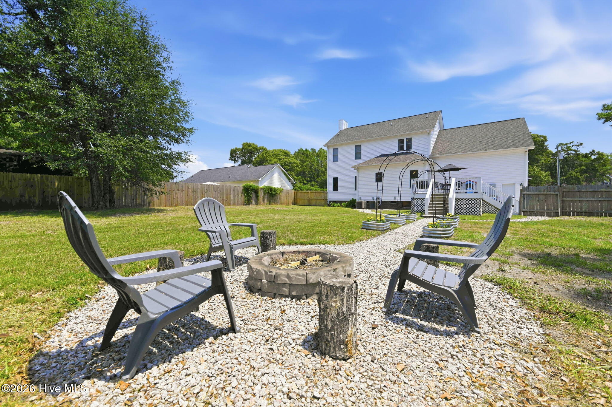 304 Marine Drive Property Photo 13