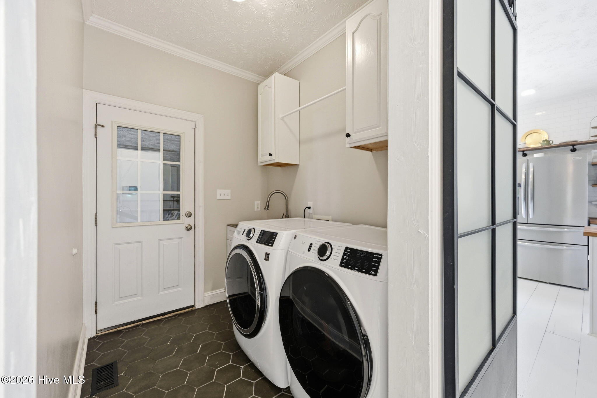 304 Marine Drive Property Photo 35