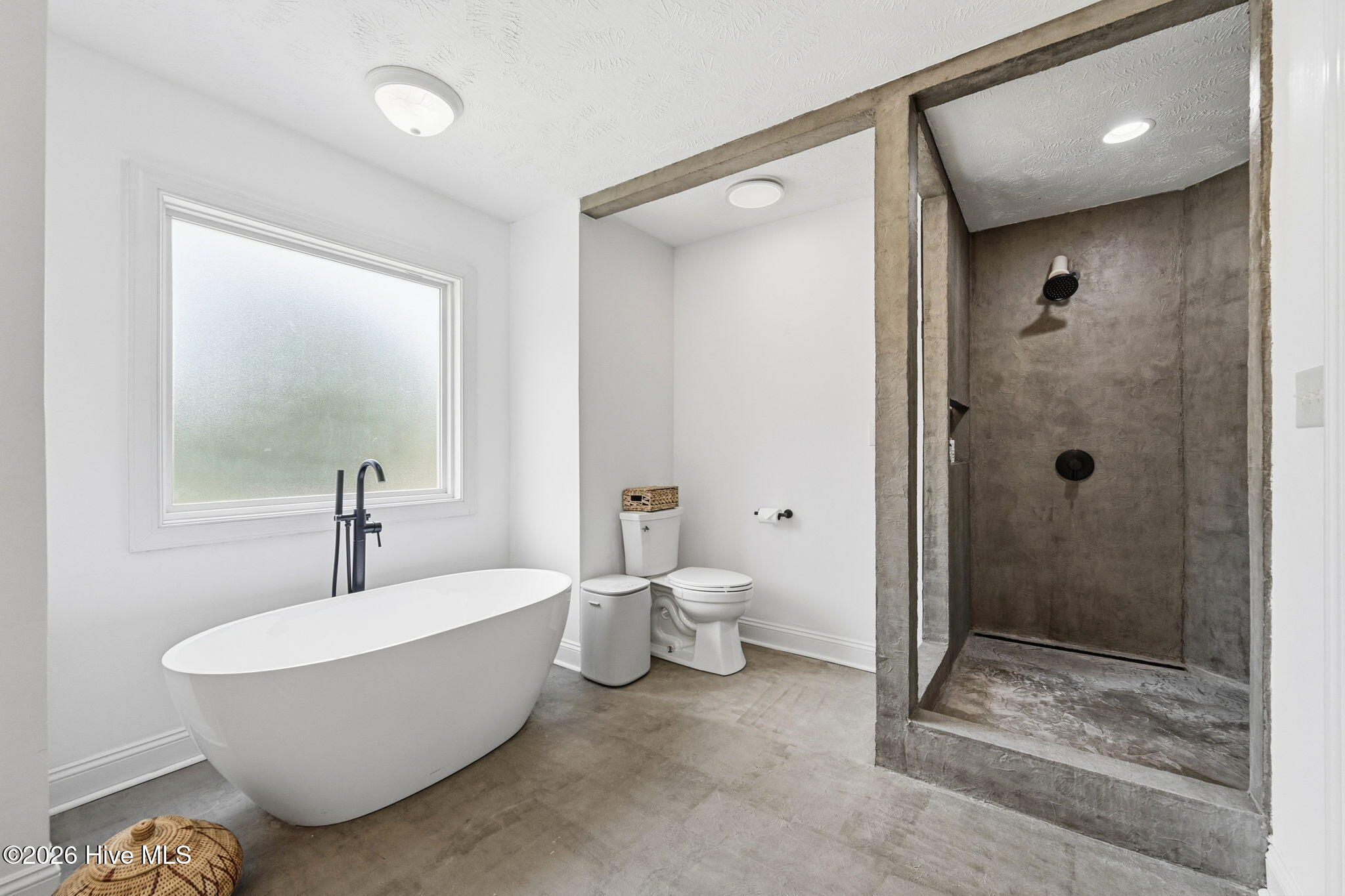 304 Marine Drive Property Photo 45