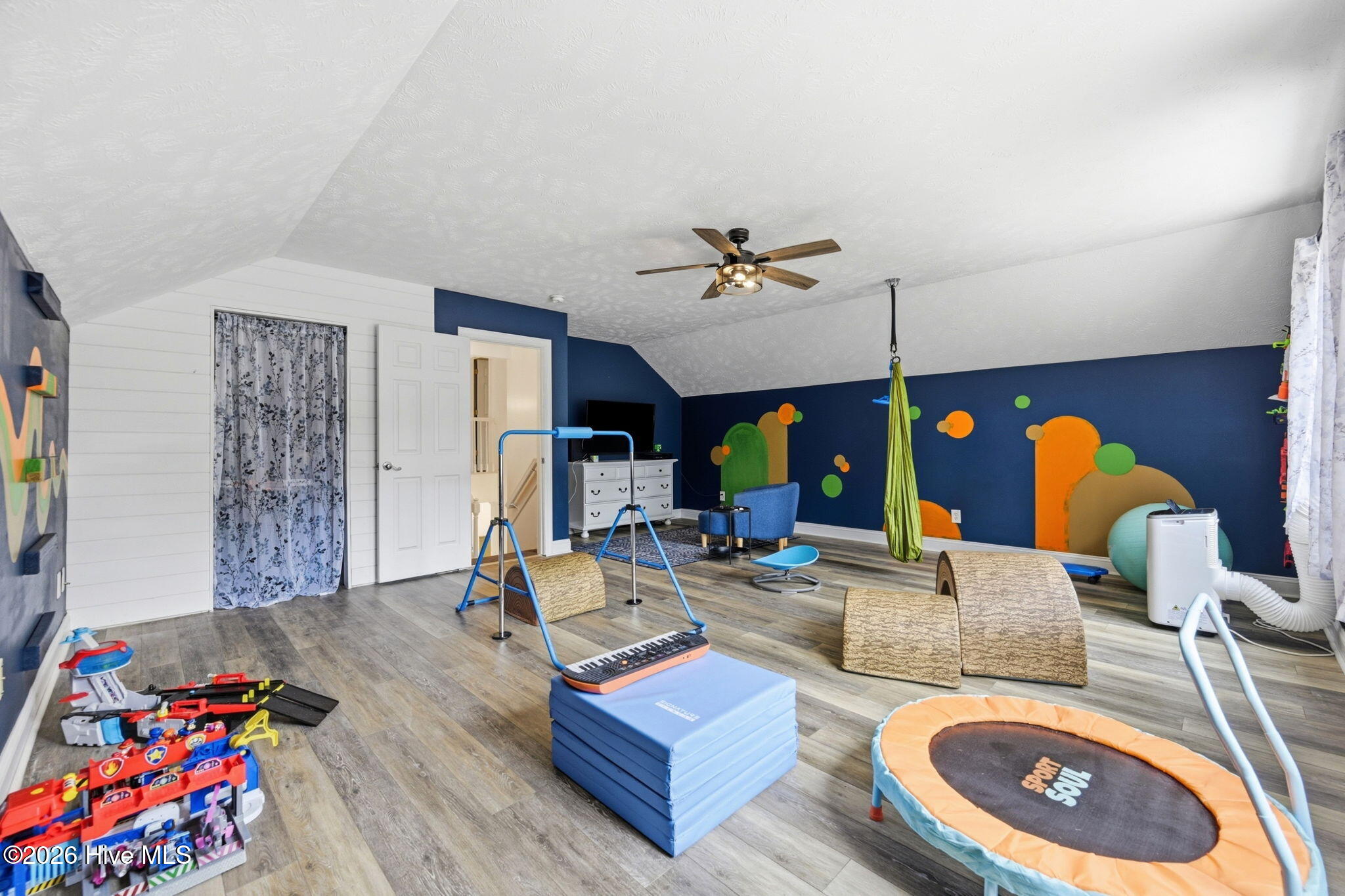 304 Marine Drive Property Photo 54