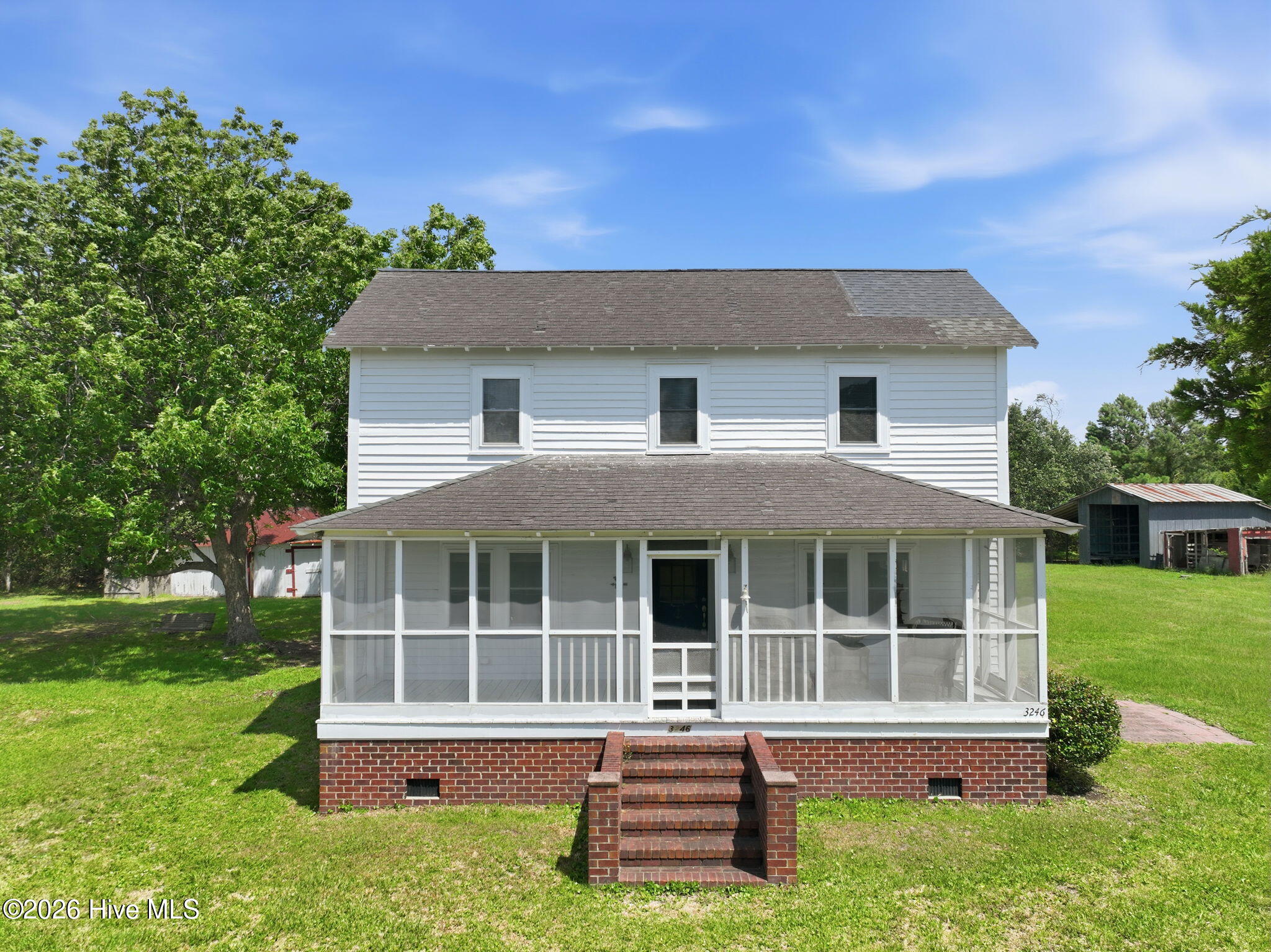 3246 Cedar Island Road Property Photo 1