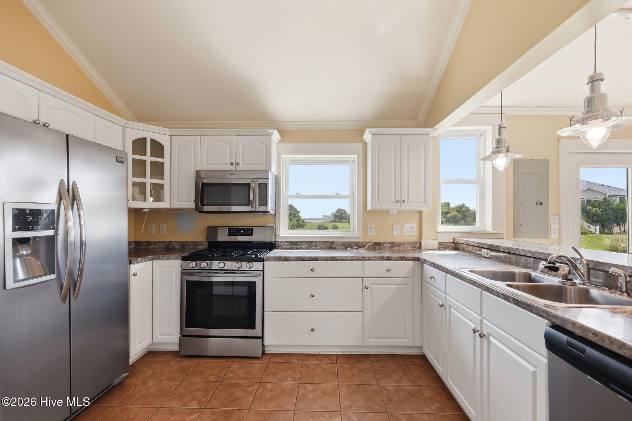 3246 Cedar Island Road Property Photo 16