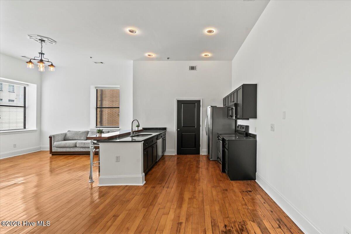 936 Broad Street 214 Property Photo 23