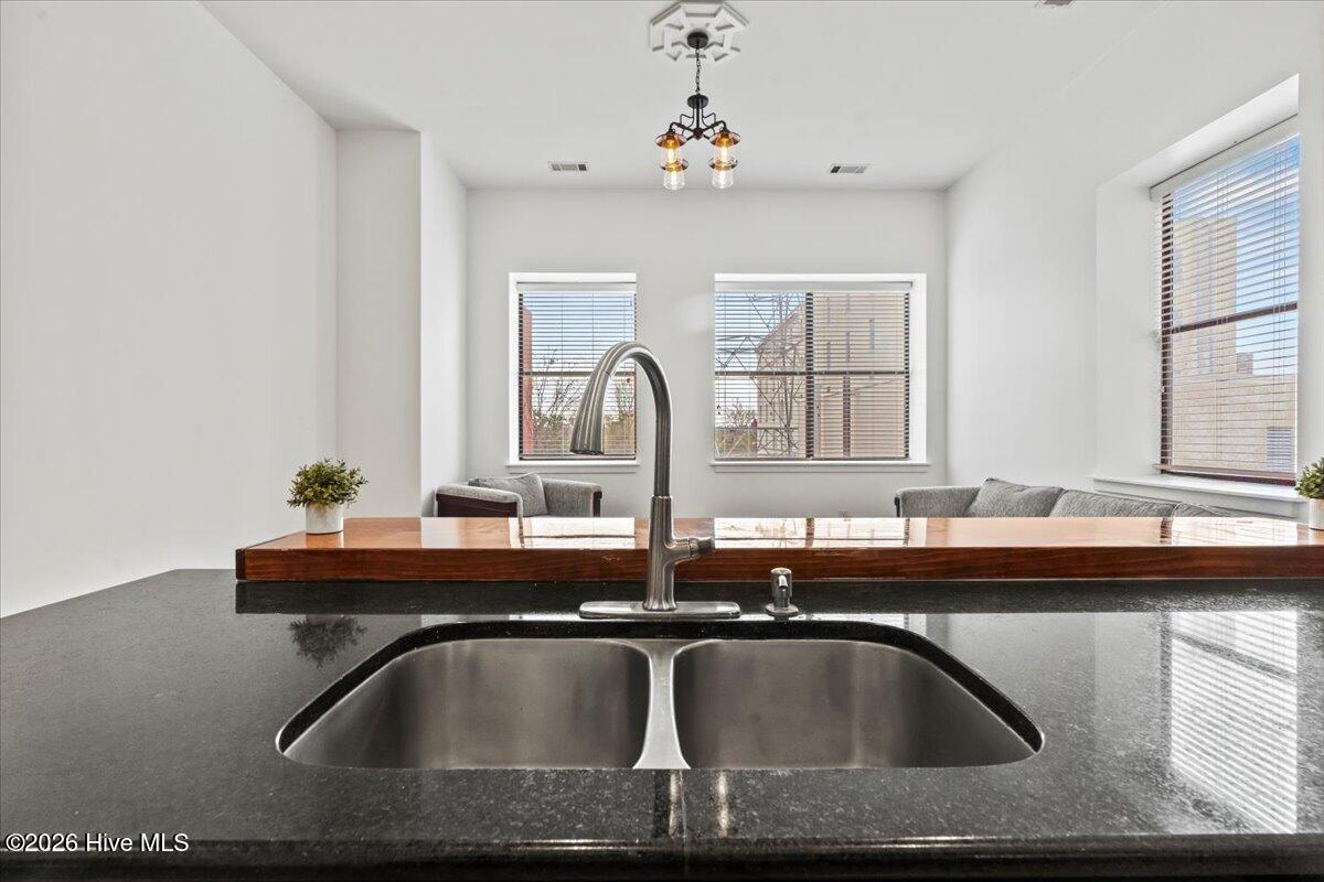 936 Broad Street 214 Property Photo 28