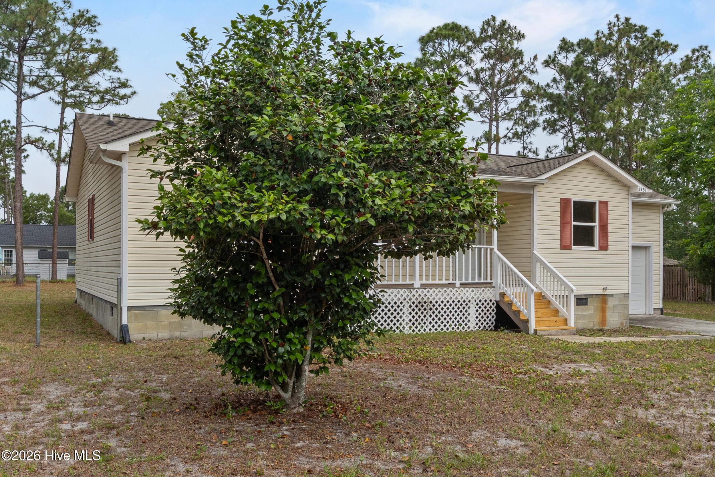 1951 E Boiling Spring Road Property Photo 2