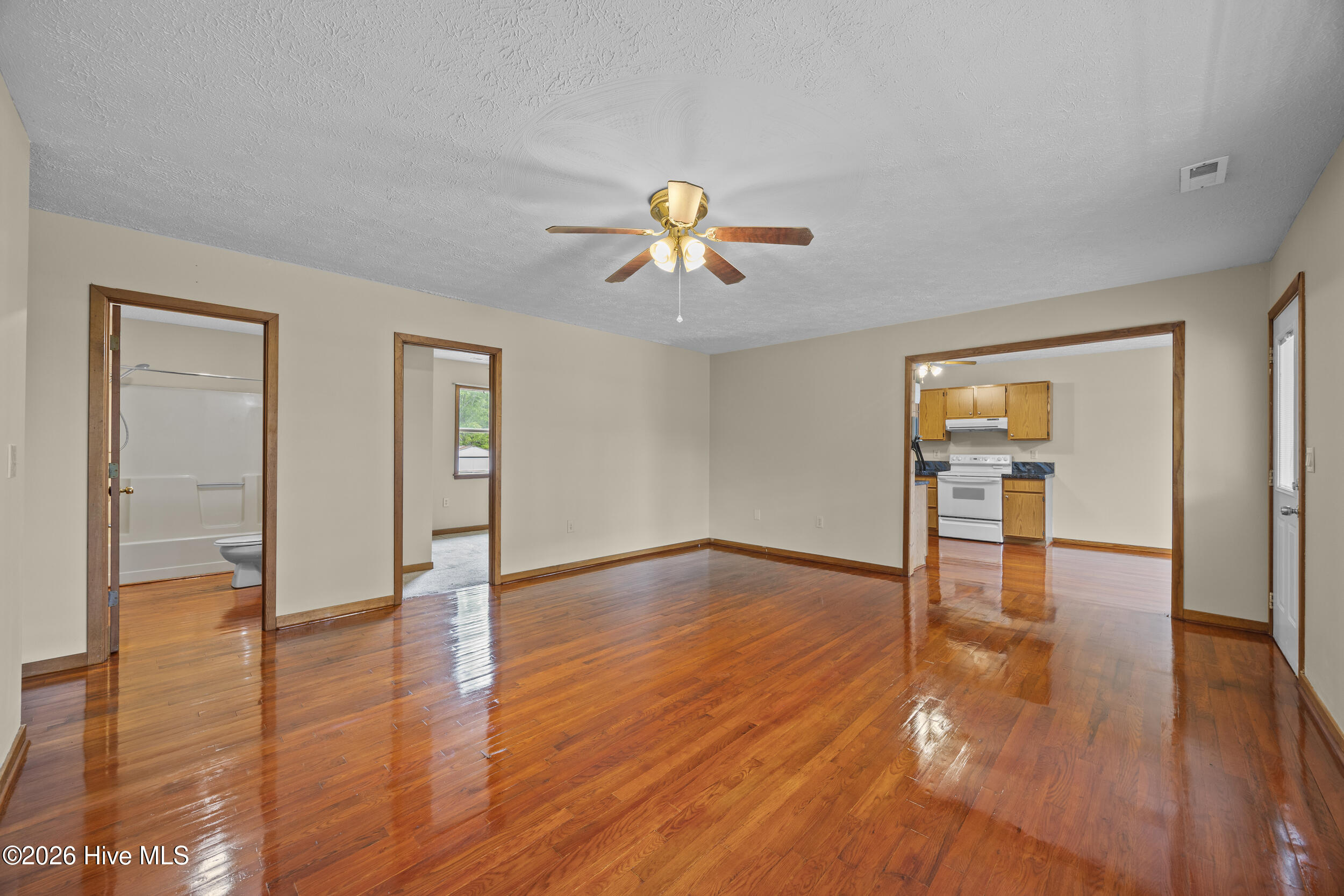 1951 E Boiling Spring Road Property Photo 7