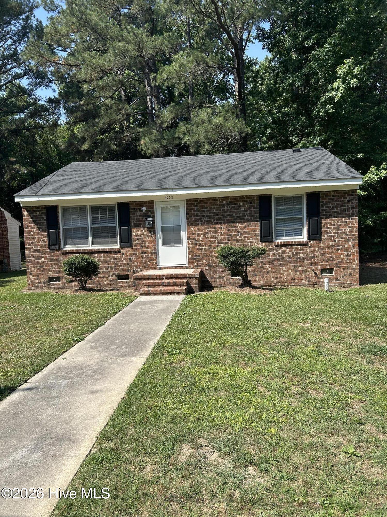 1032 Burt Street Property Photo 1