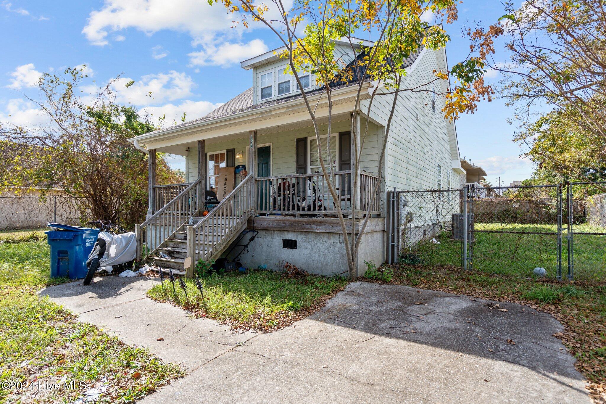 626 Taylor Street Property Photo 2