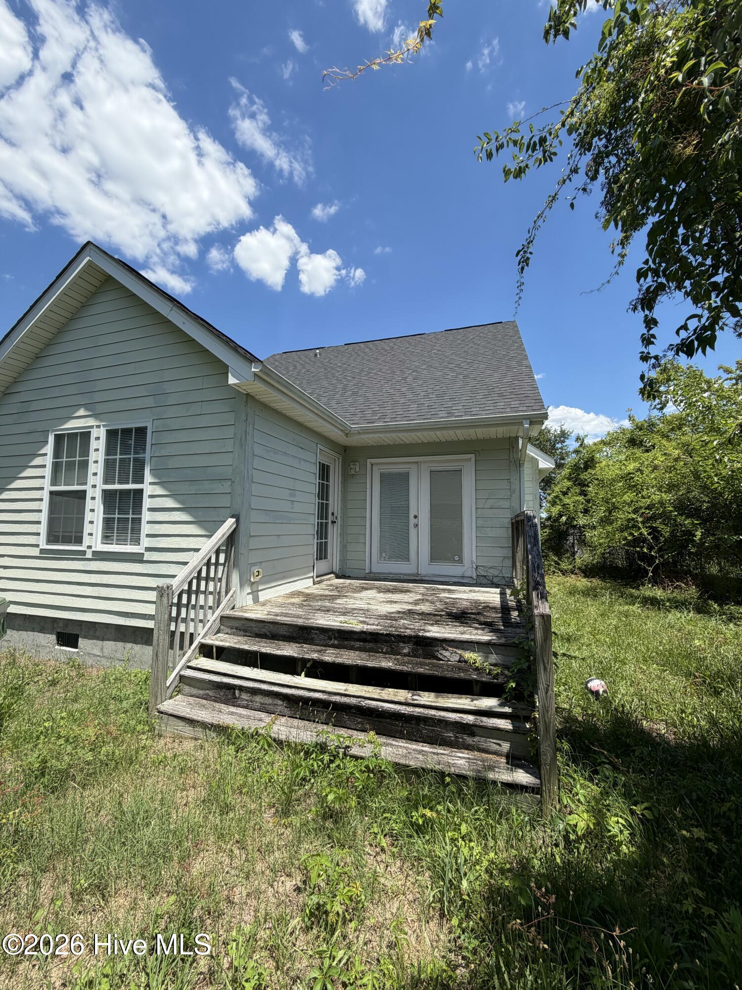 626 Taylor Street Property Photo 5
