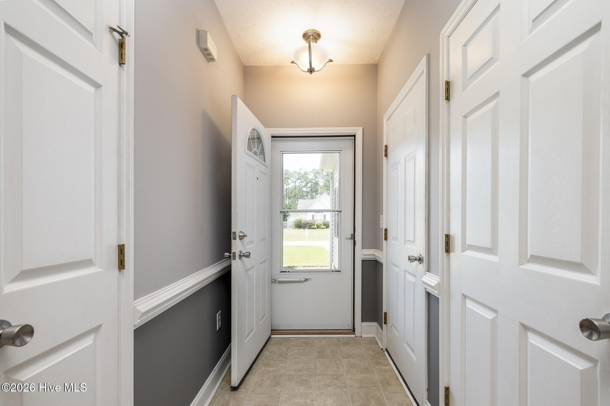 111 Croatan Woods Drive Property Photo 6