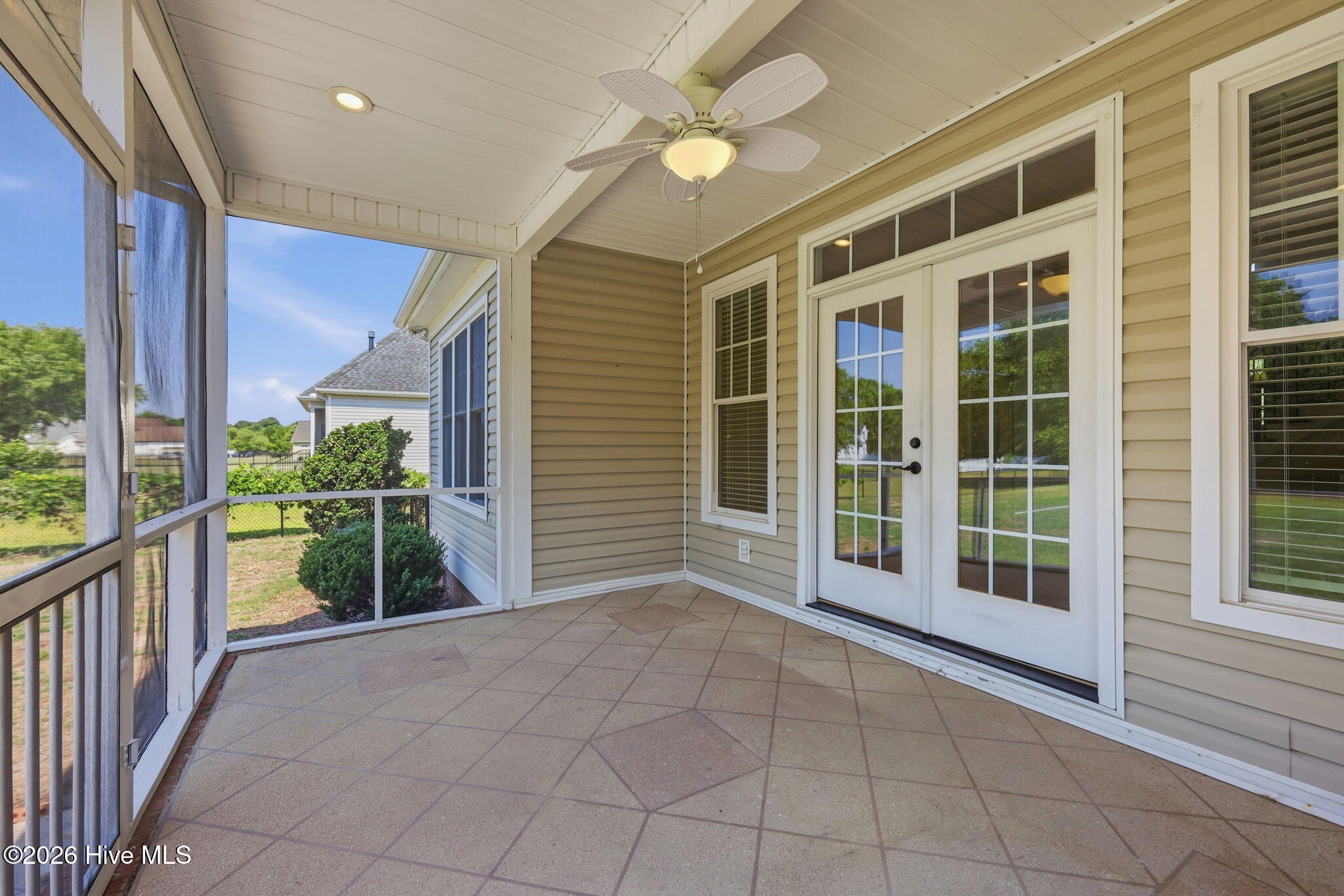 1256 Naples Drive Property Photo 8