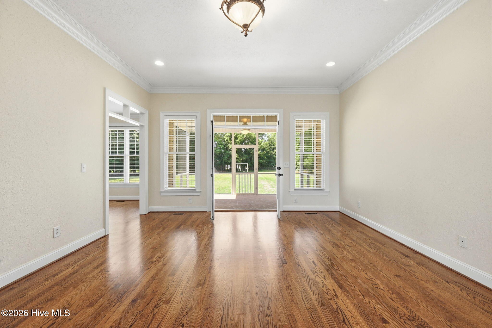 1256 Naples Drive Property Photo 27