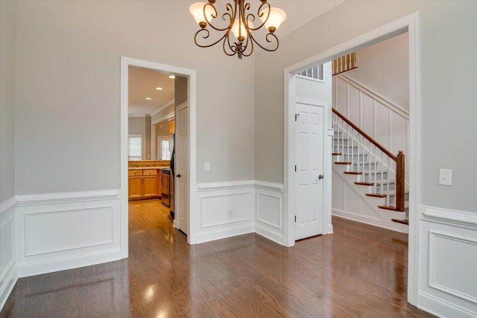 2507 Grier Circle Property Photo 5