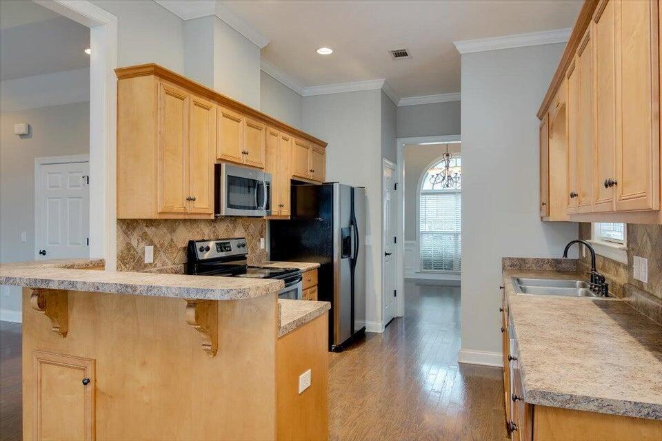 2507 Grier Circle Property Photo 9