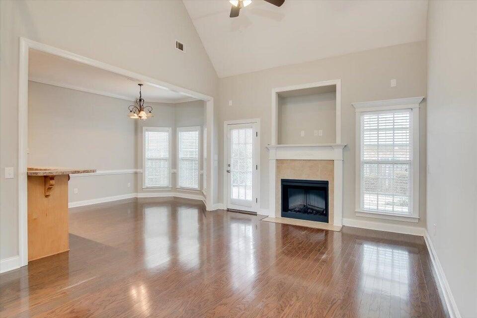 2507 Grier Circle Property Photo 14
